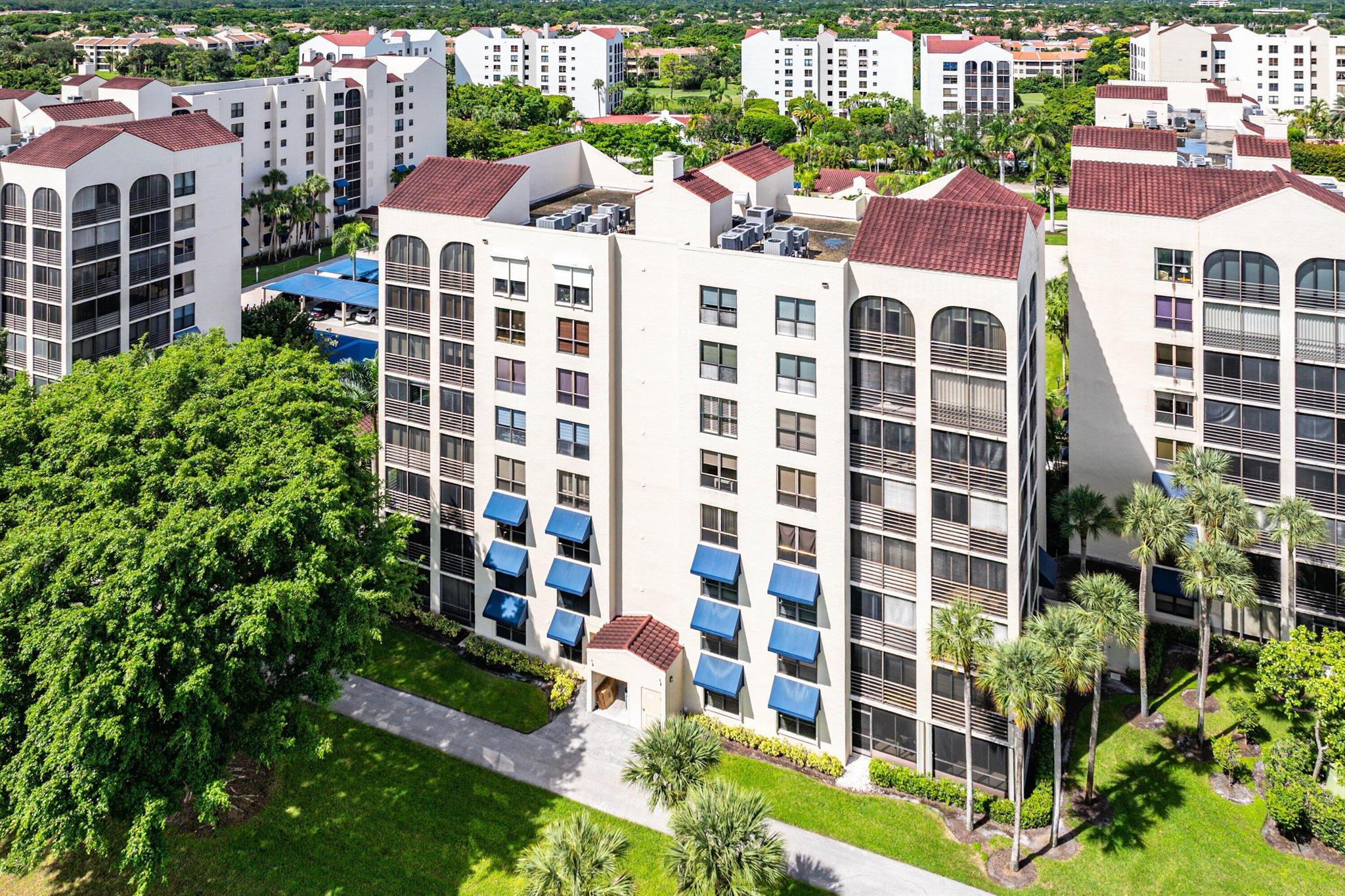 7572 Regency Lake Drive 301