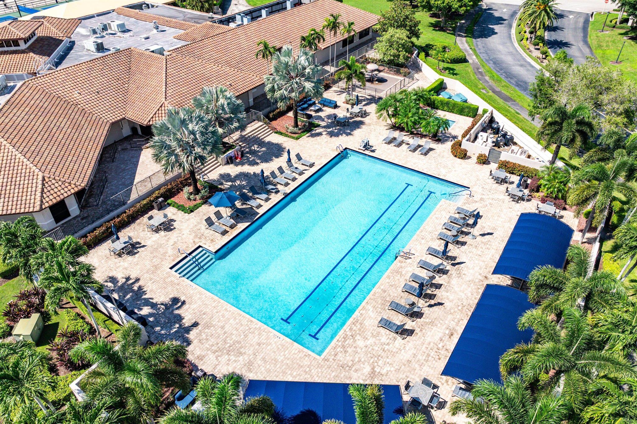 7572 Regency Lake Drive 301