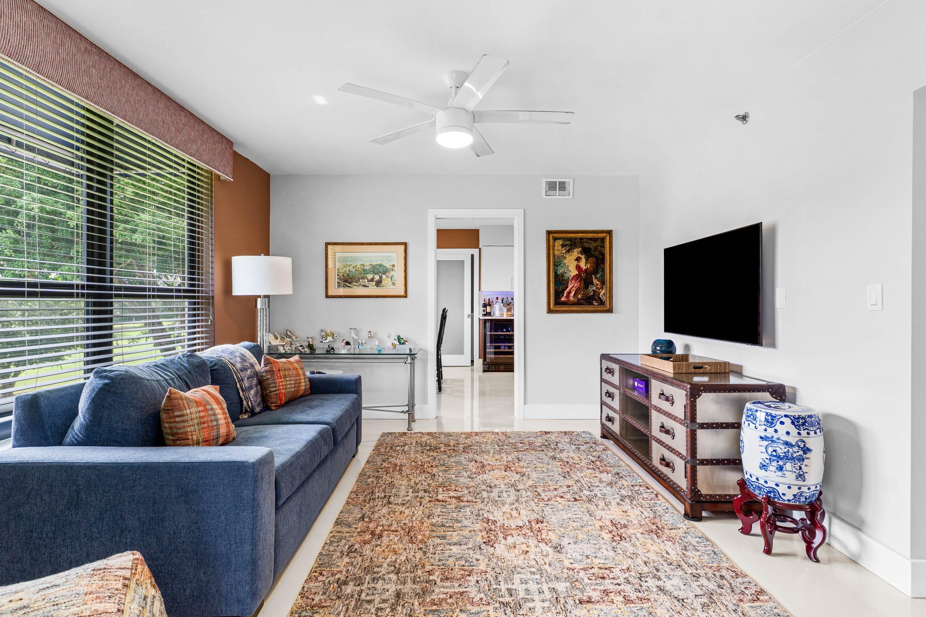 7572 Regency Lake Drive 301