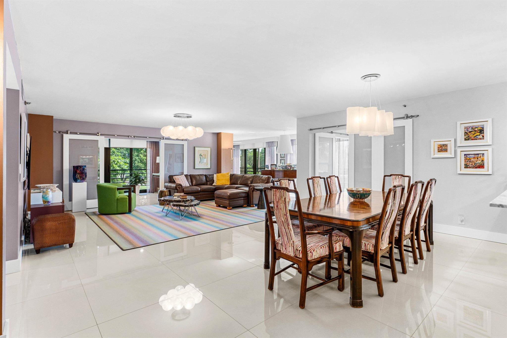 7572 Regency Lake Drive 301