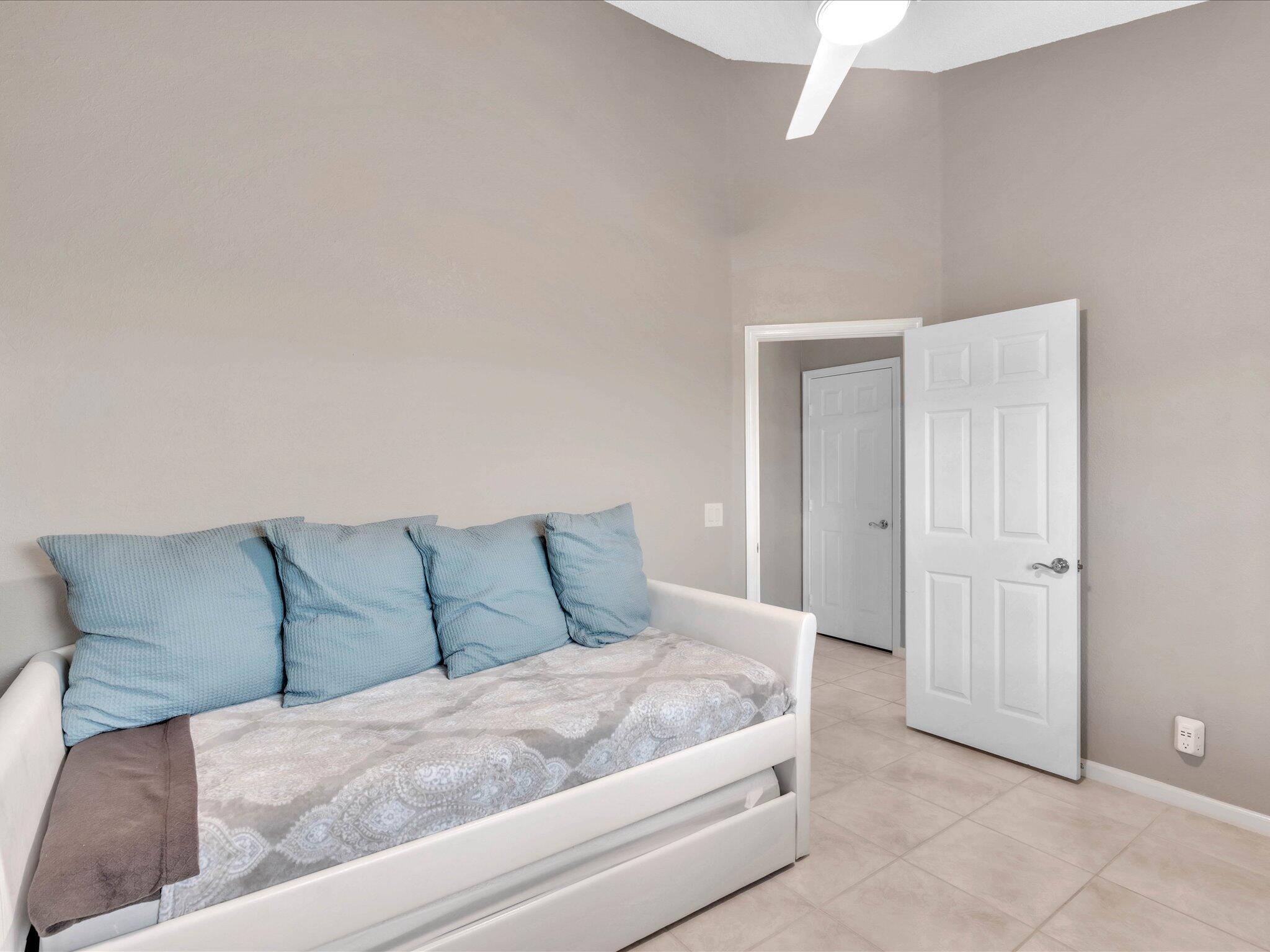 8253 Horseshoe Bay Road