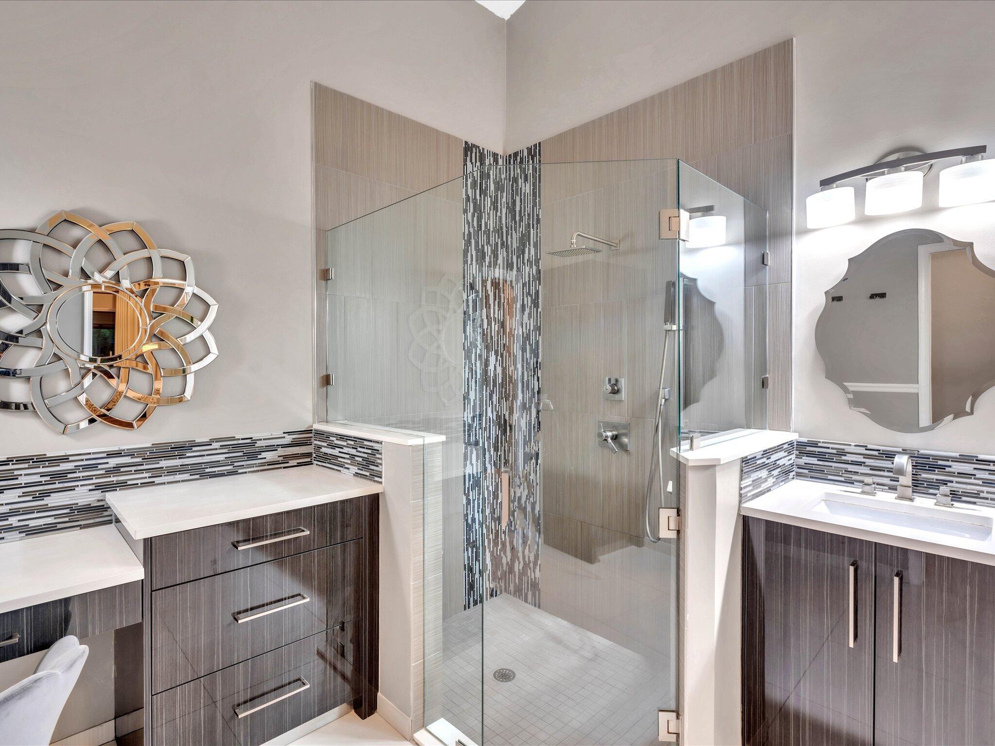 8253 Horseshoe Bay Road