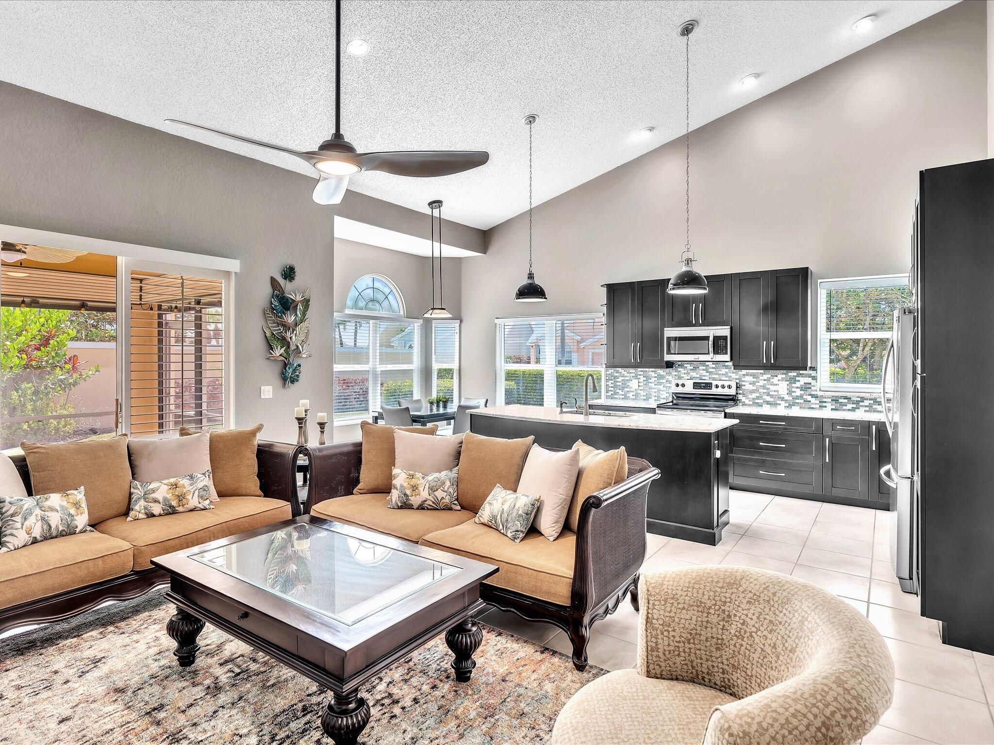 8253 Horseshoe Bay Road