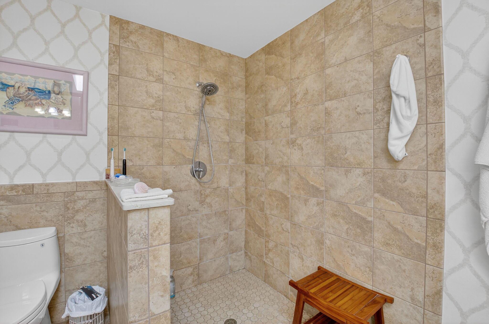 11270 Clover Leaf Circle