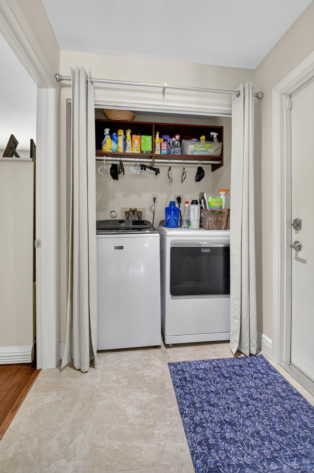 11270 Clover Leaf Circle