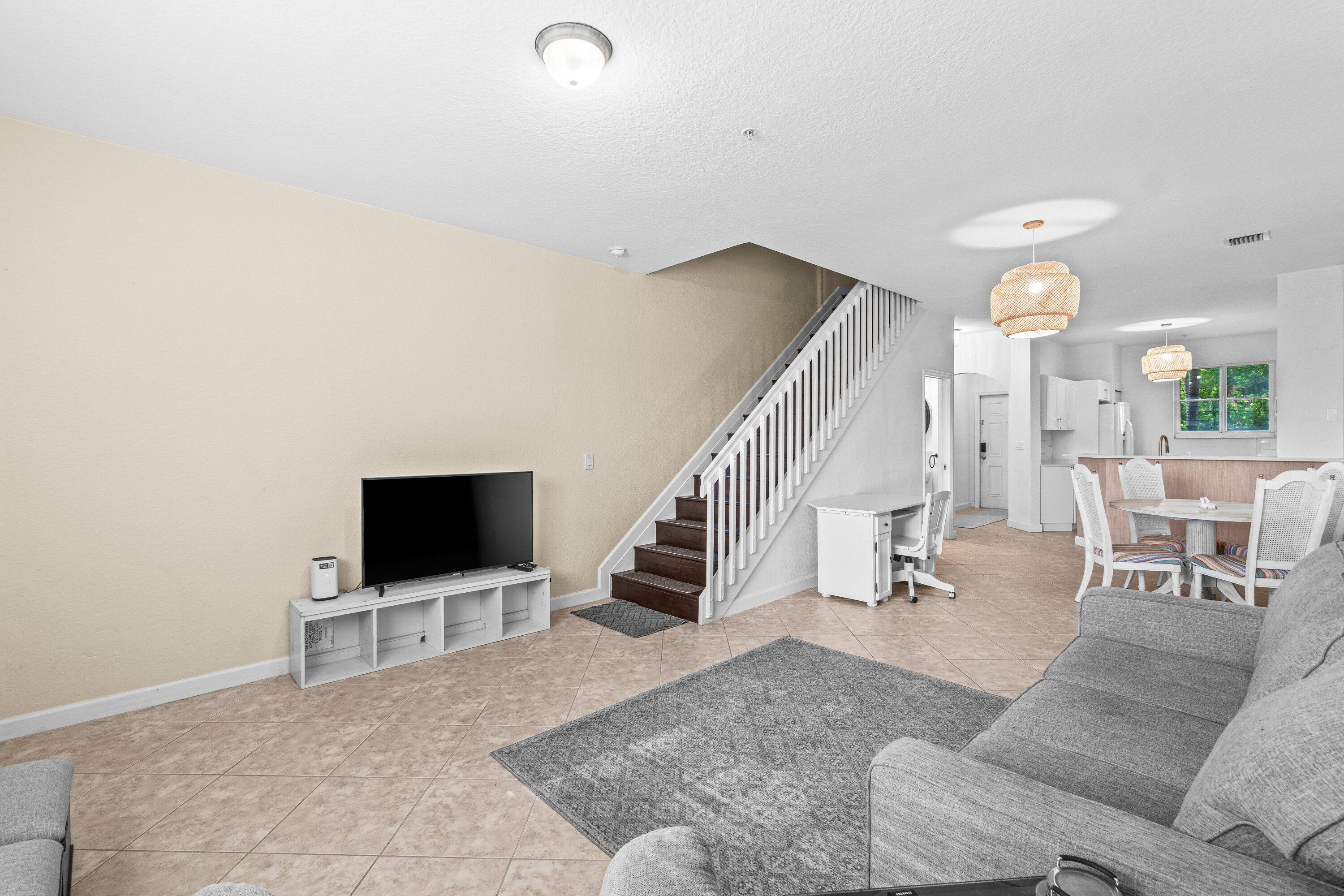 122 Bayfront Drive