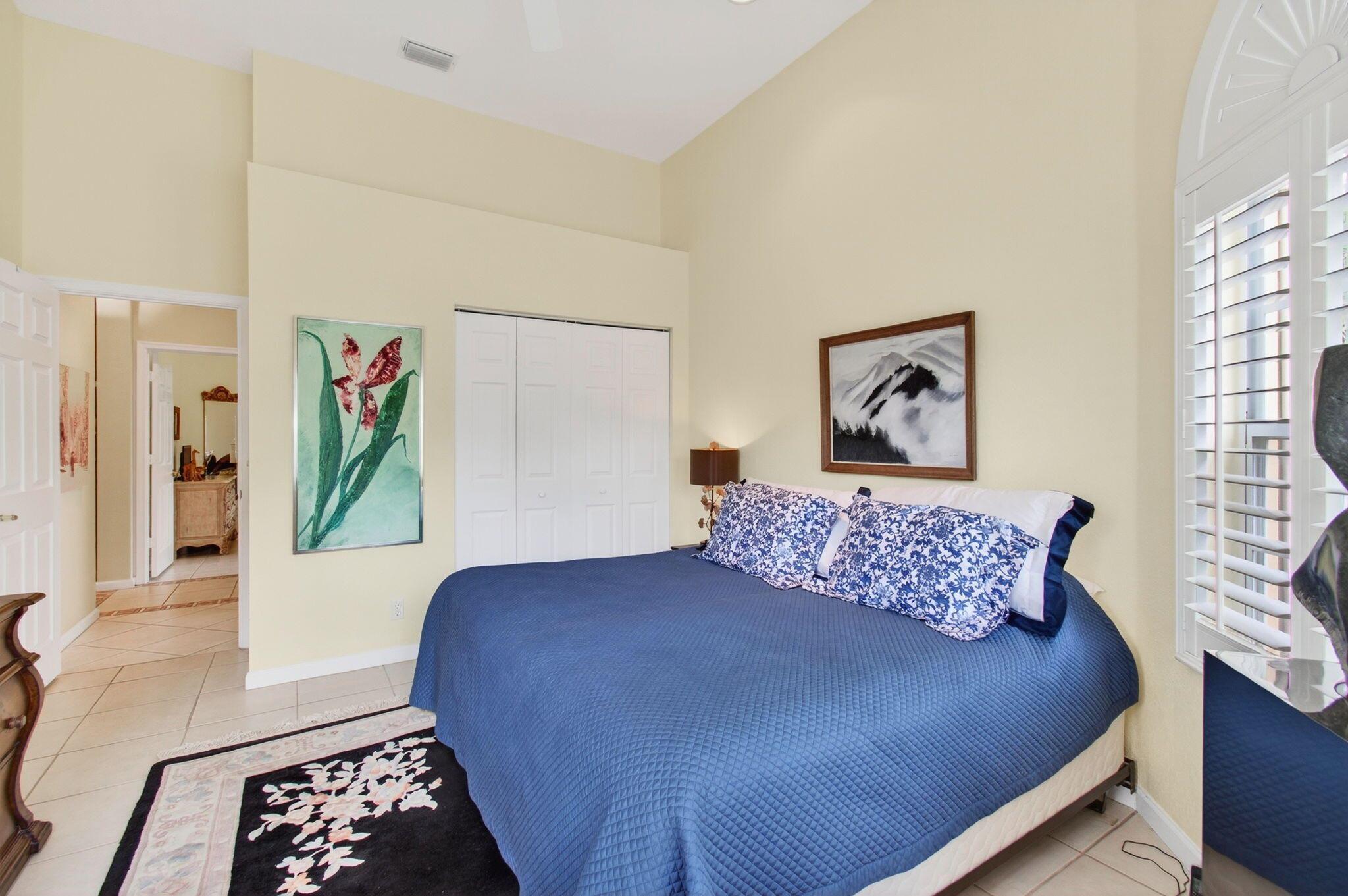 15845 Vivanco Street