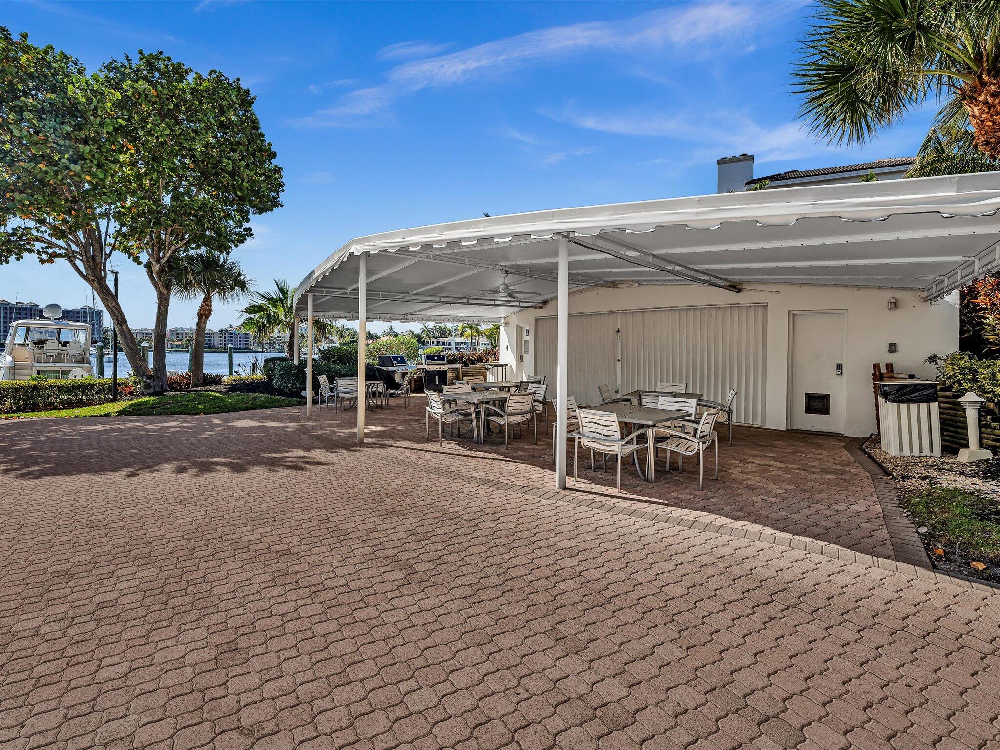 500 S Ocean Boulevard 909