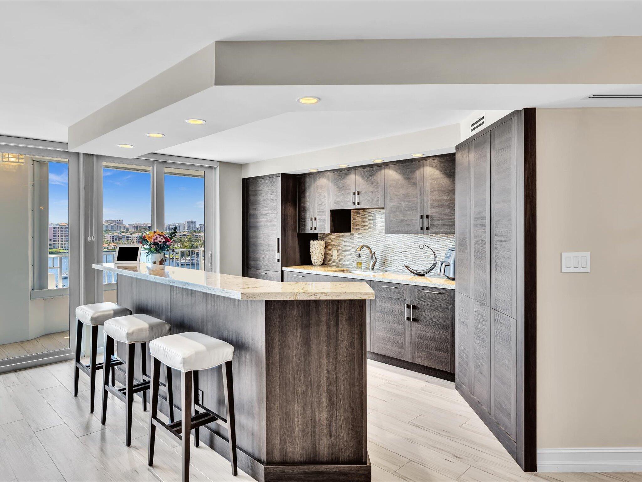 500 S Ocean Boulevard 909