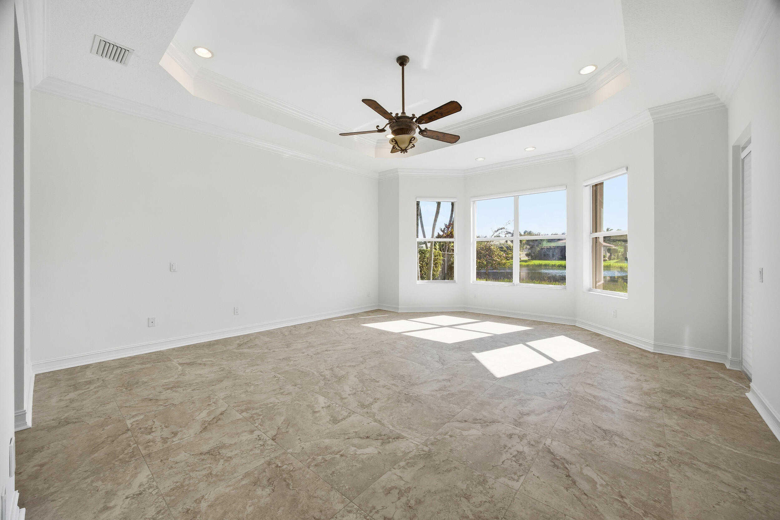 7071 Corning Circle