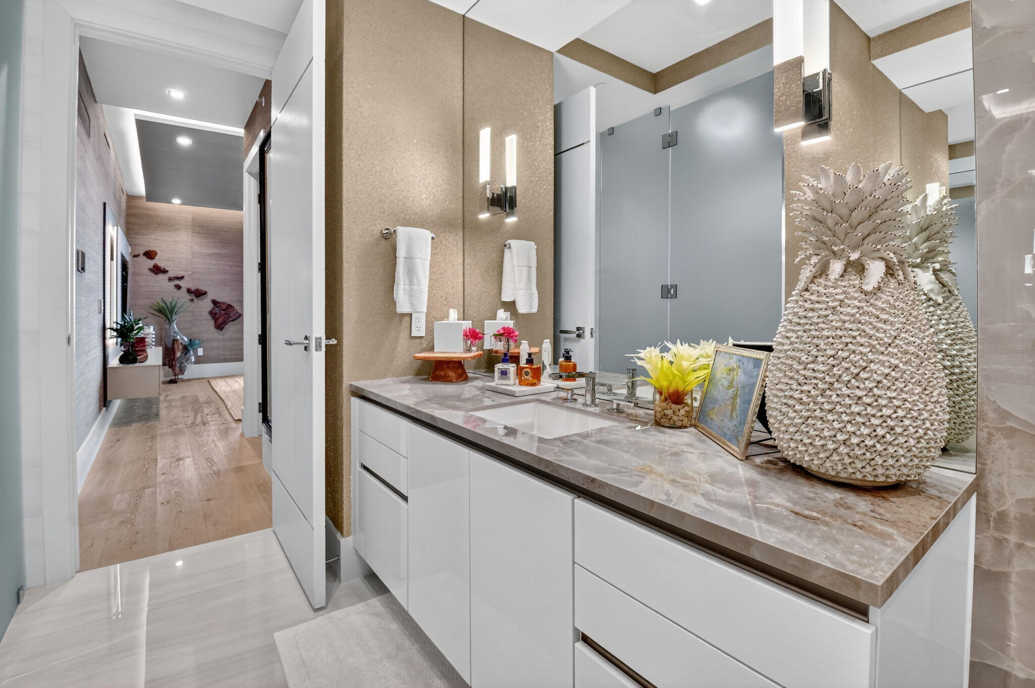 1901 S Ocean Boulevard 18