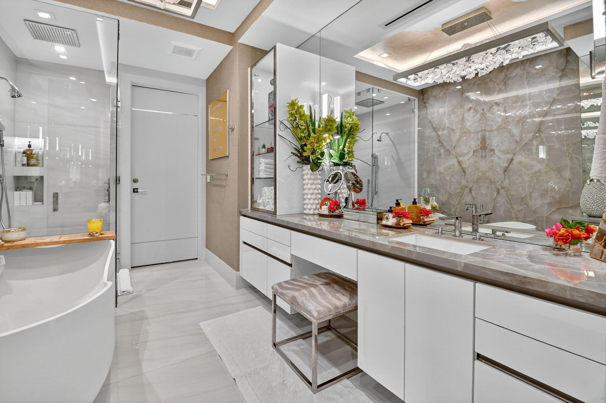 1901 S Ocean Boulevard 18