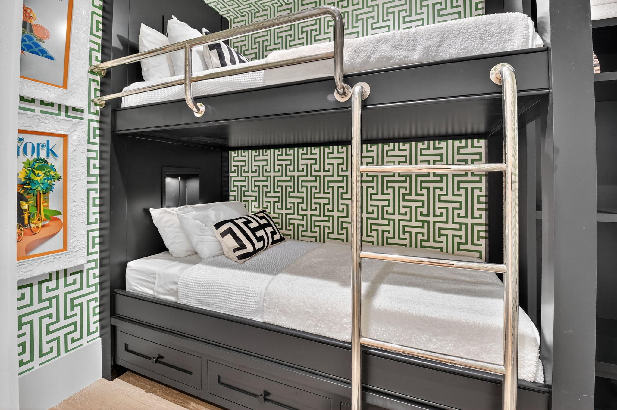 1901 S Ocean Boulevard 18