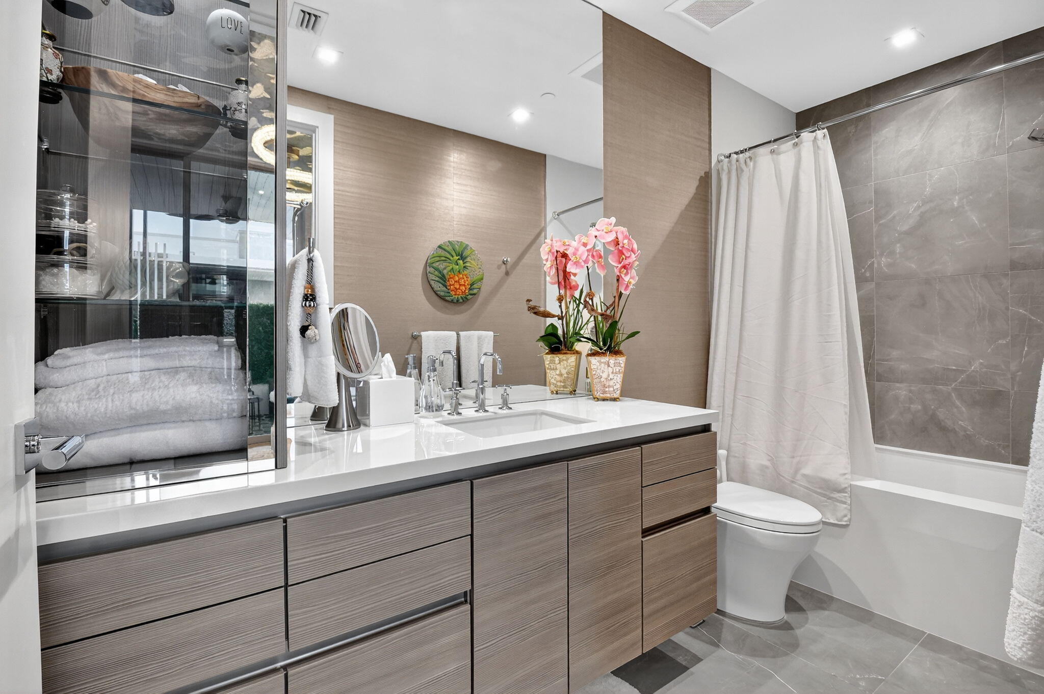 1901 S Ocean Boulevard 18