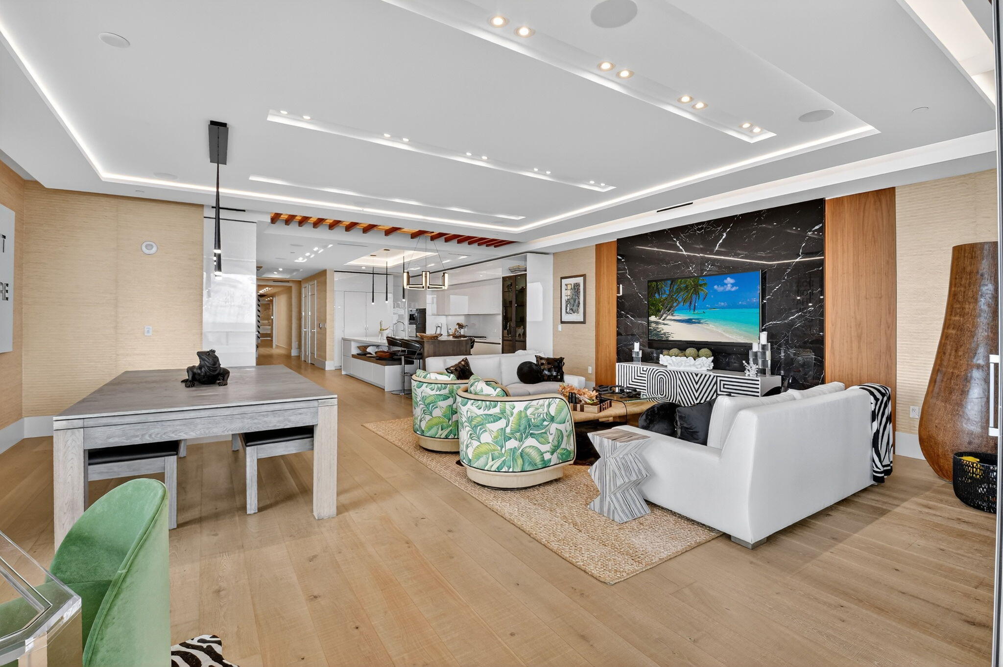 1901 S Ocean Boulevard 18