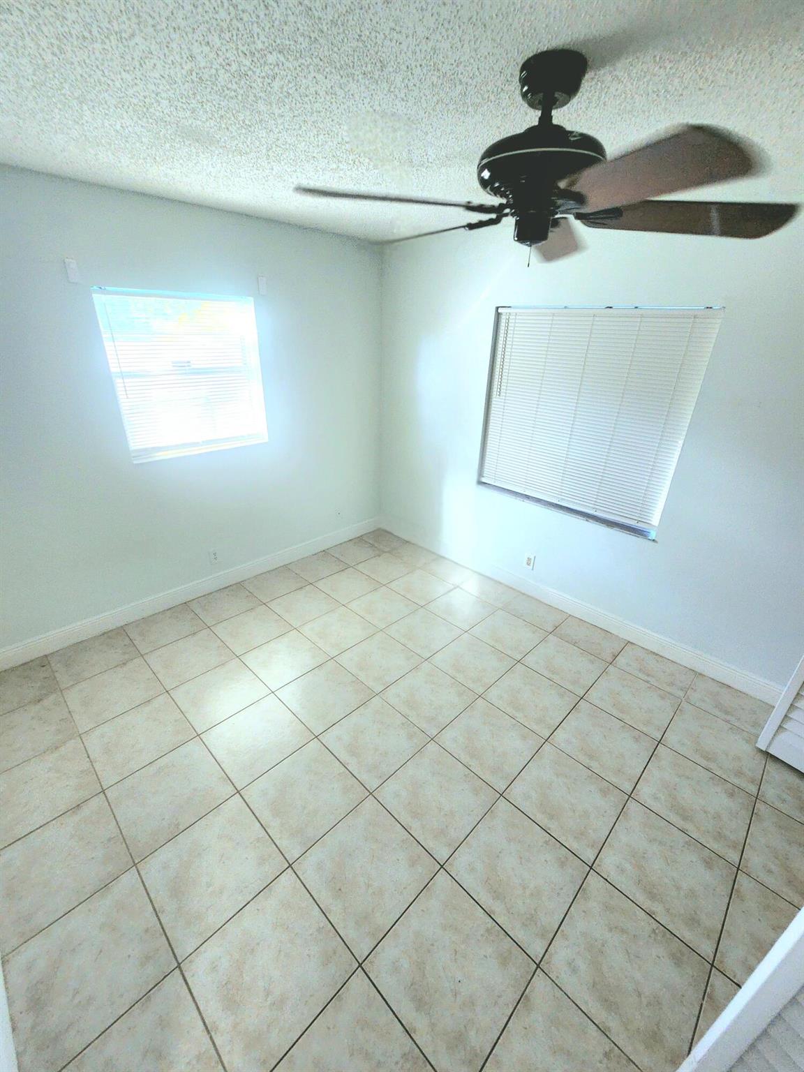 19323 Carolina Circle