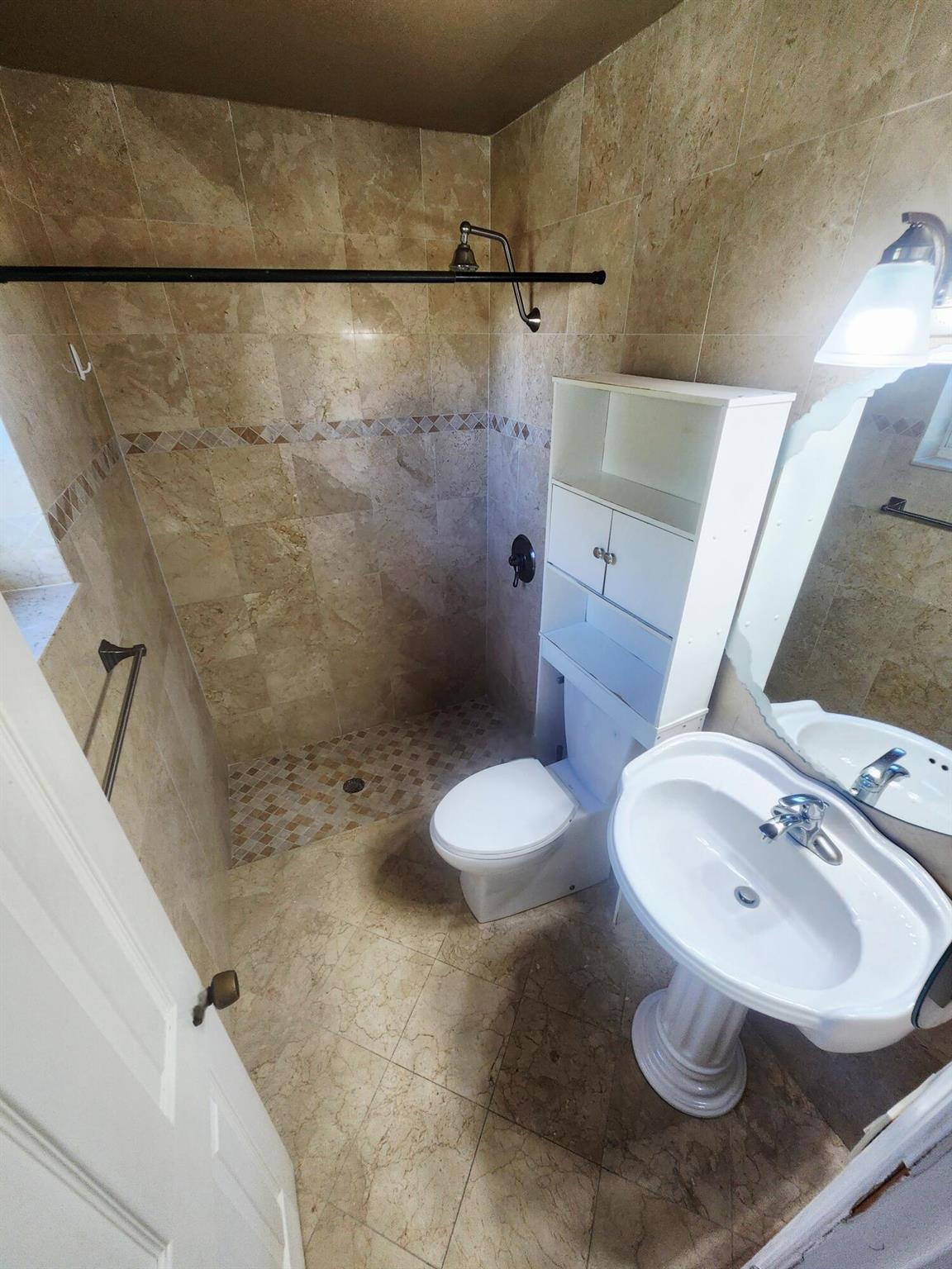 19323 Carolina Circle