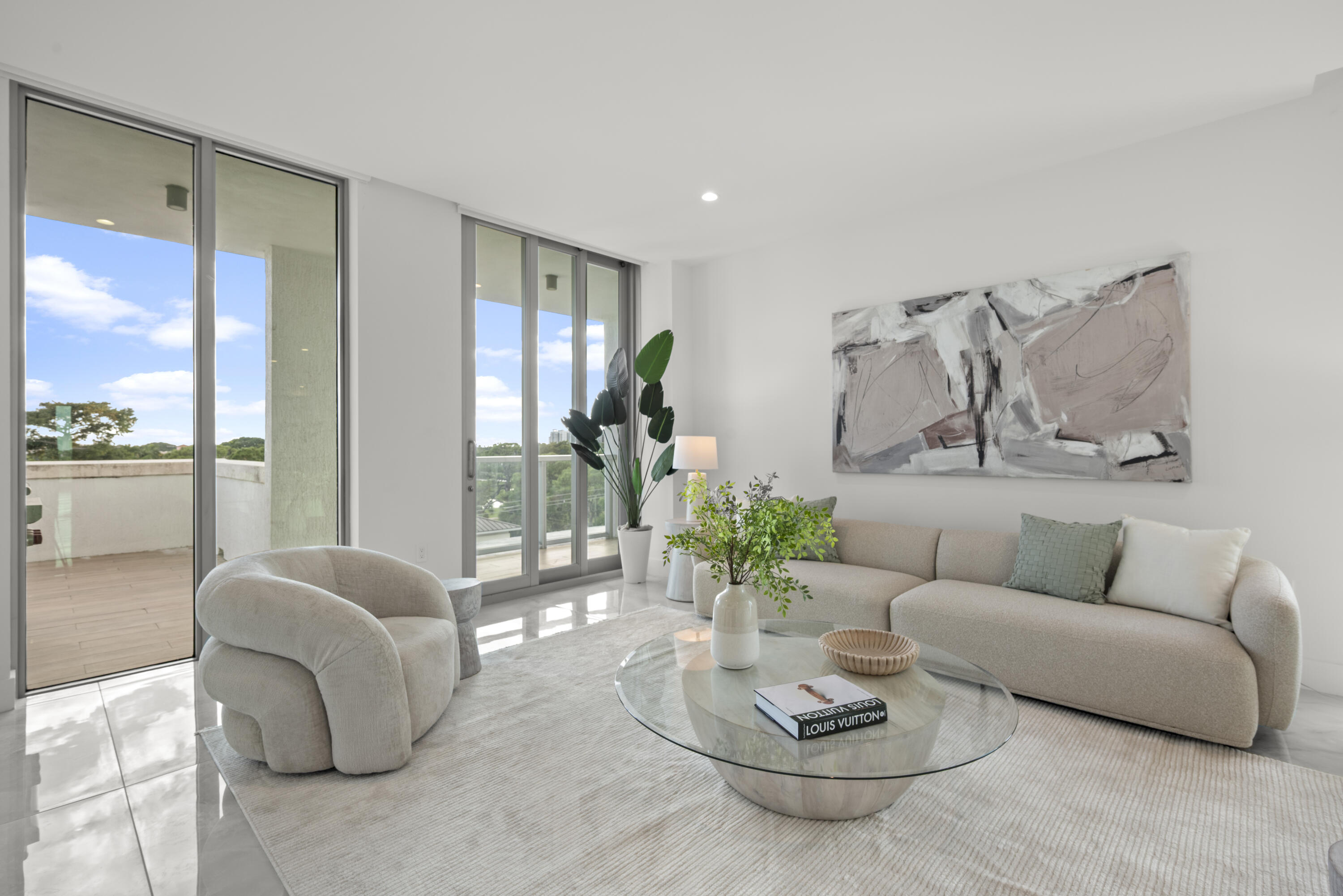 475 E Royal Palm Road 506