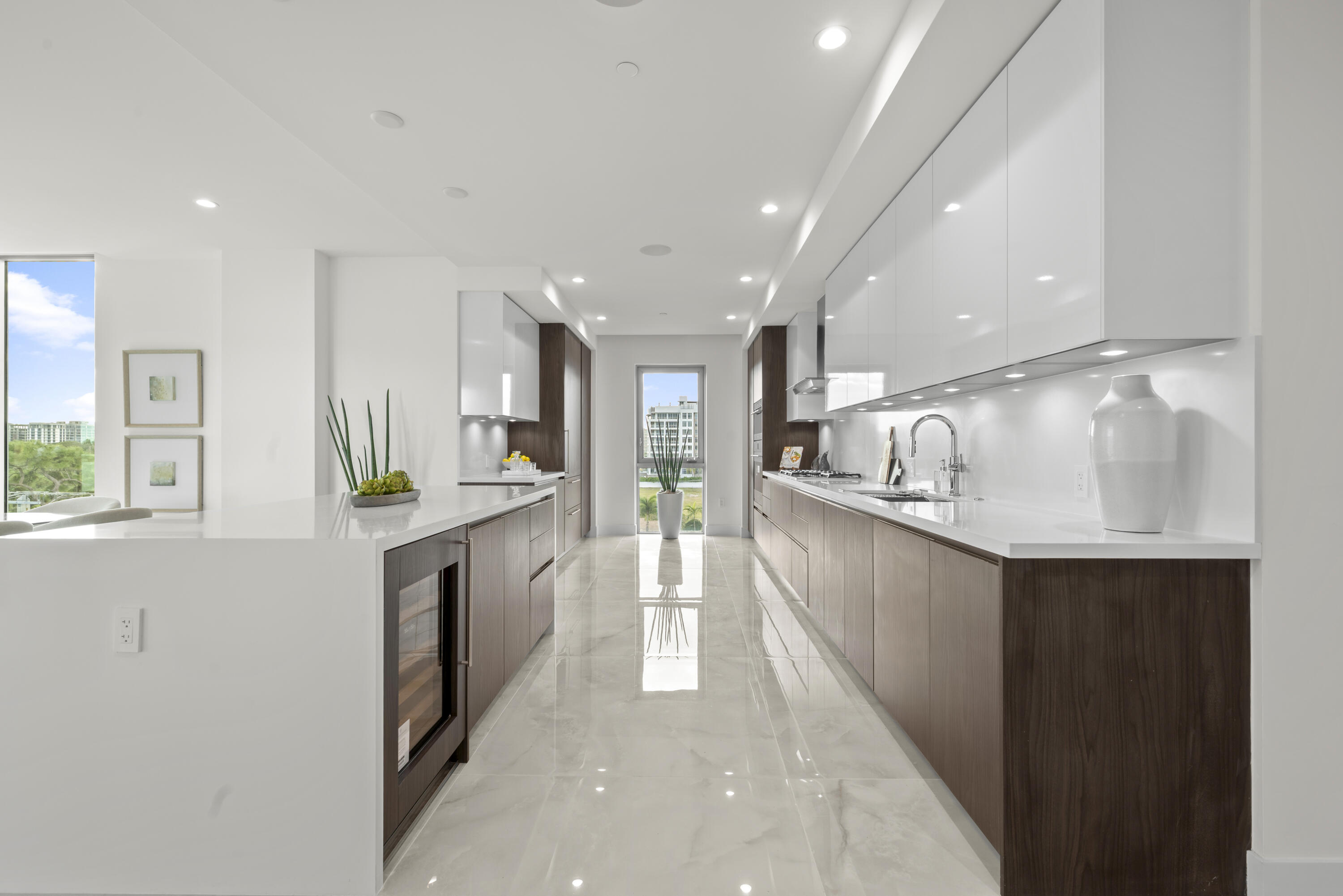 475 E Royal Palm Road 506