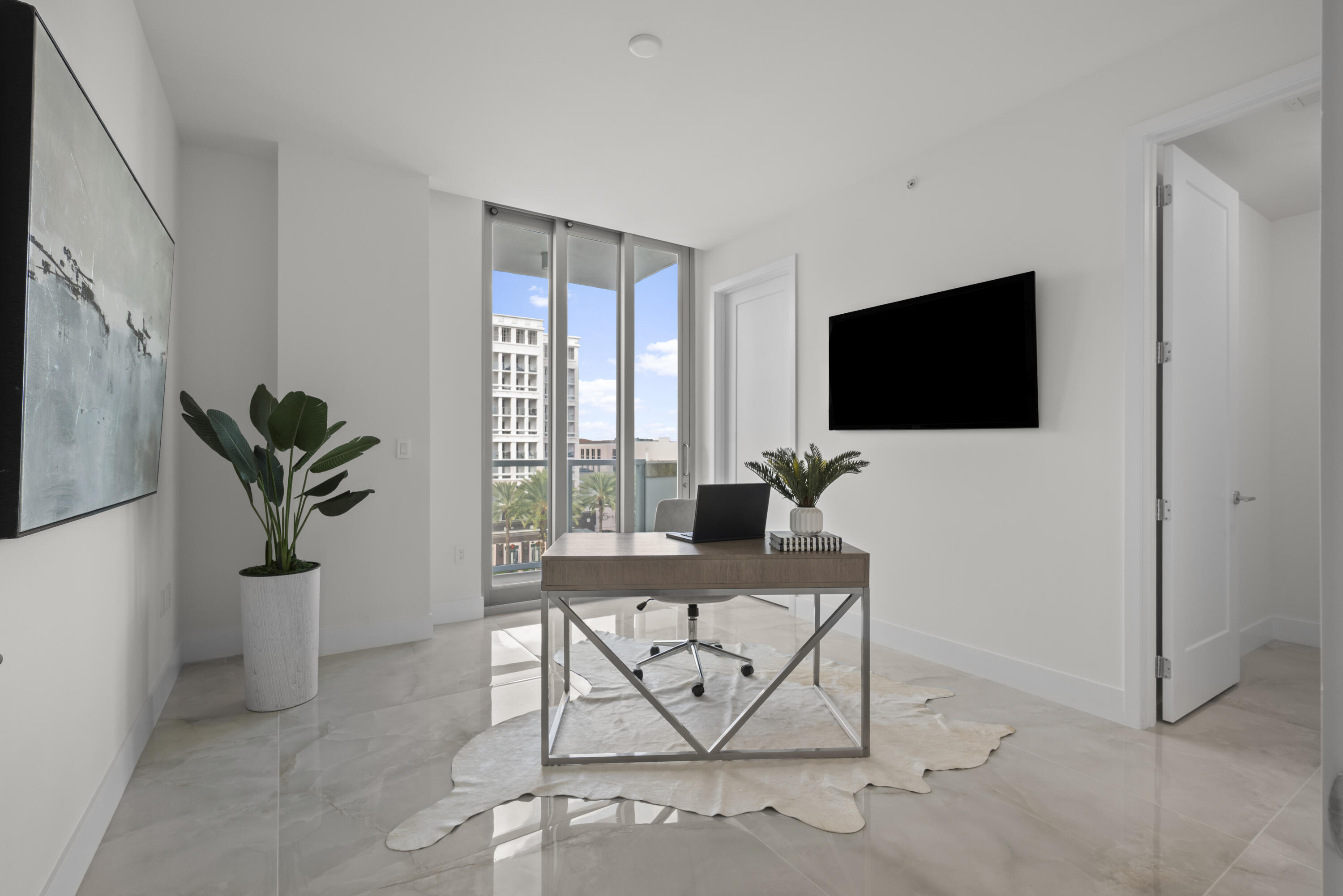 475 E Royal Palm Road 506