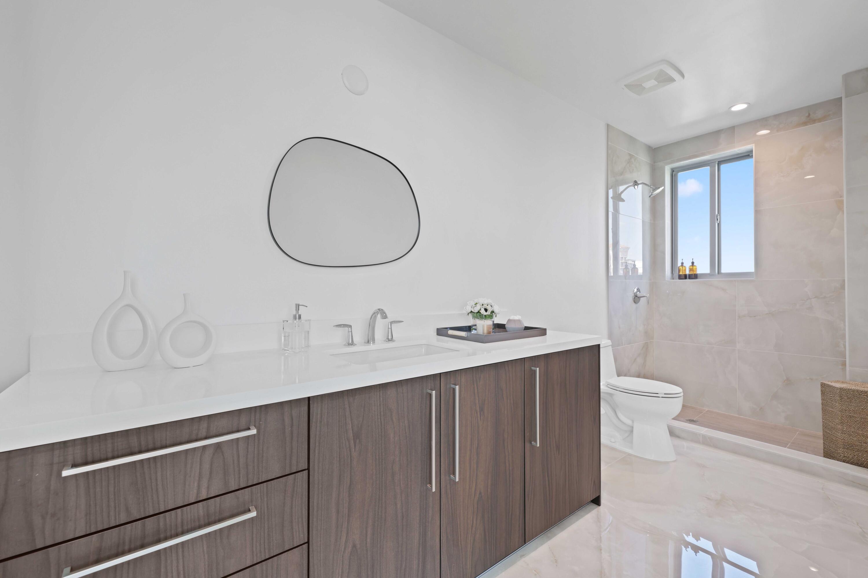 475 E Royal Palm Road 506