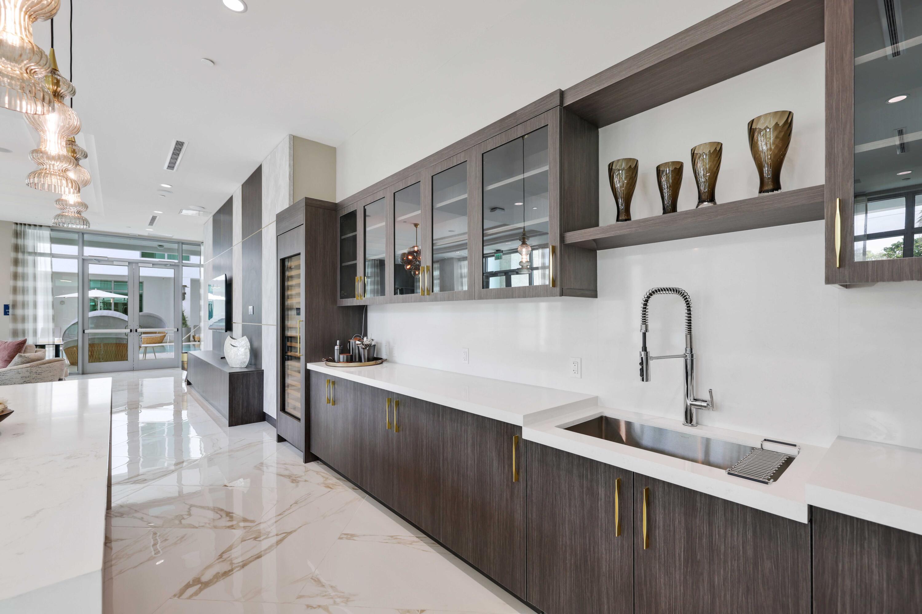 475 E Royal Palm Road 506