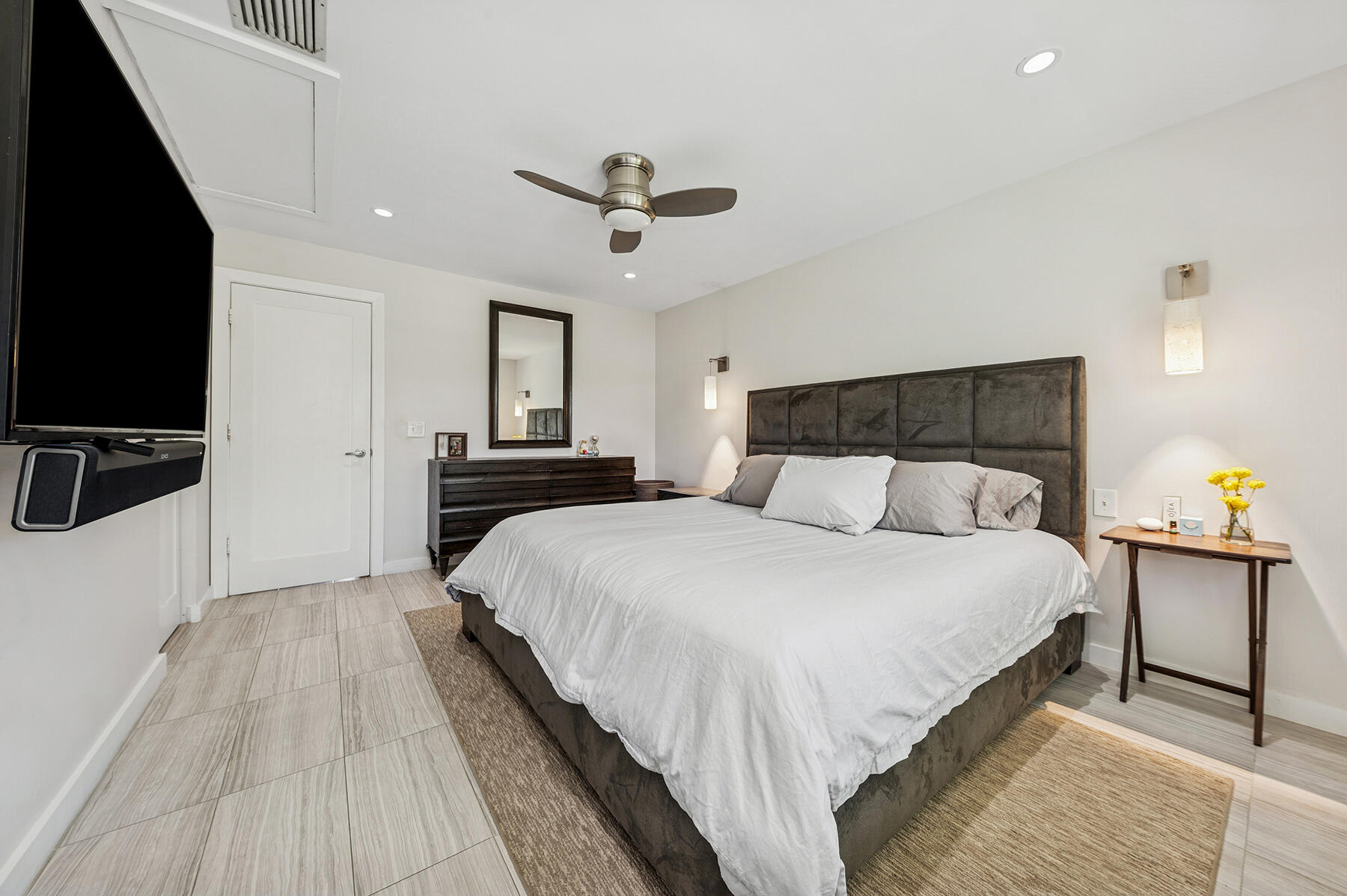 807 NE 1st Street 6w