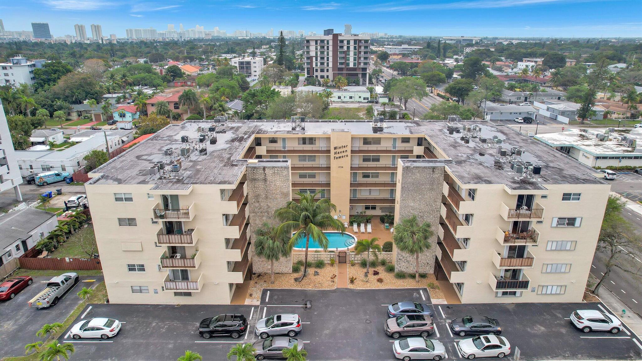 1750 Jefferson Street 305