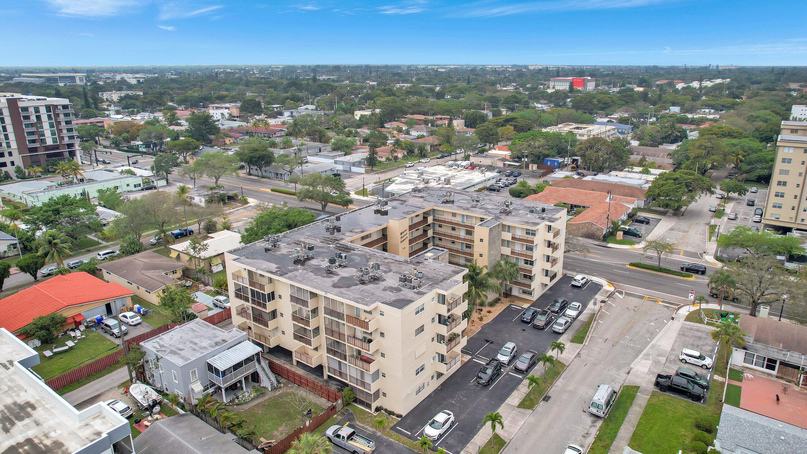 1750 Jefferson Street 305