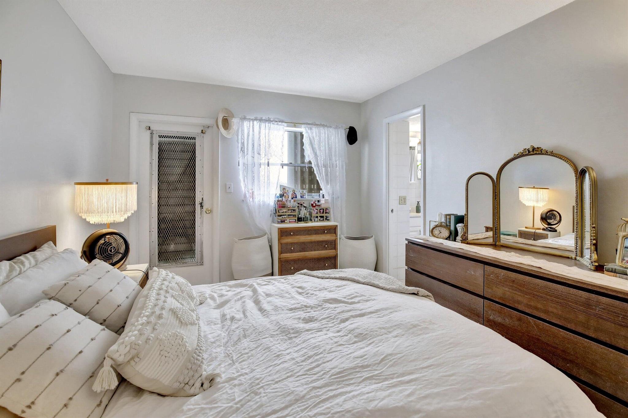 1750 Jefferson Street 305