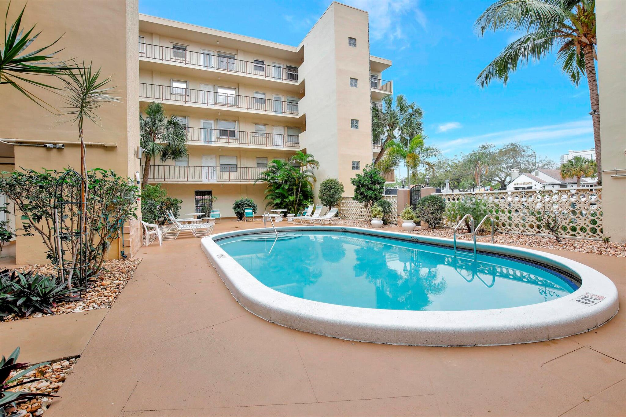 1750 Jefferson Street 305