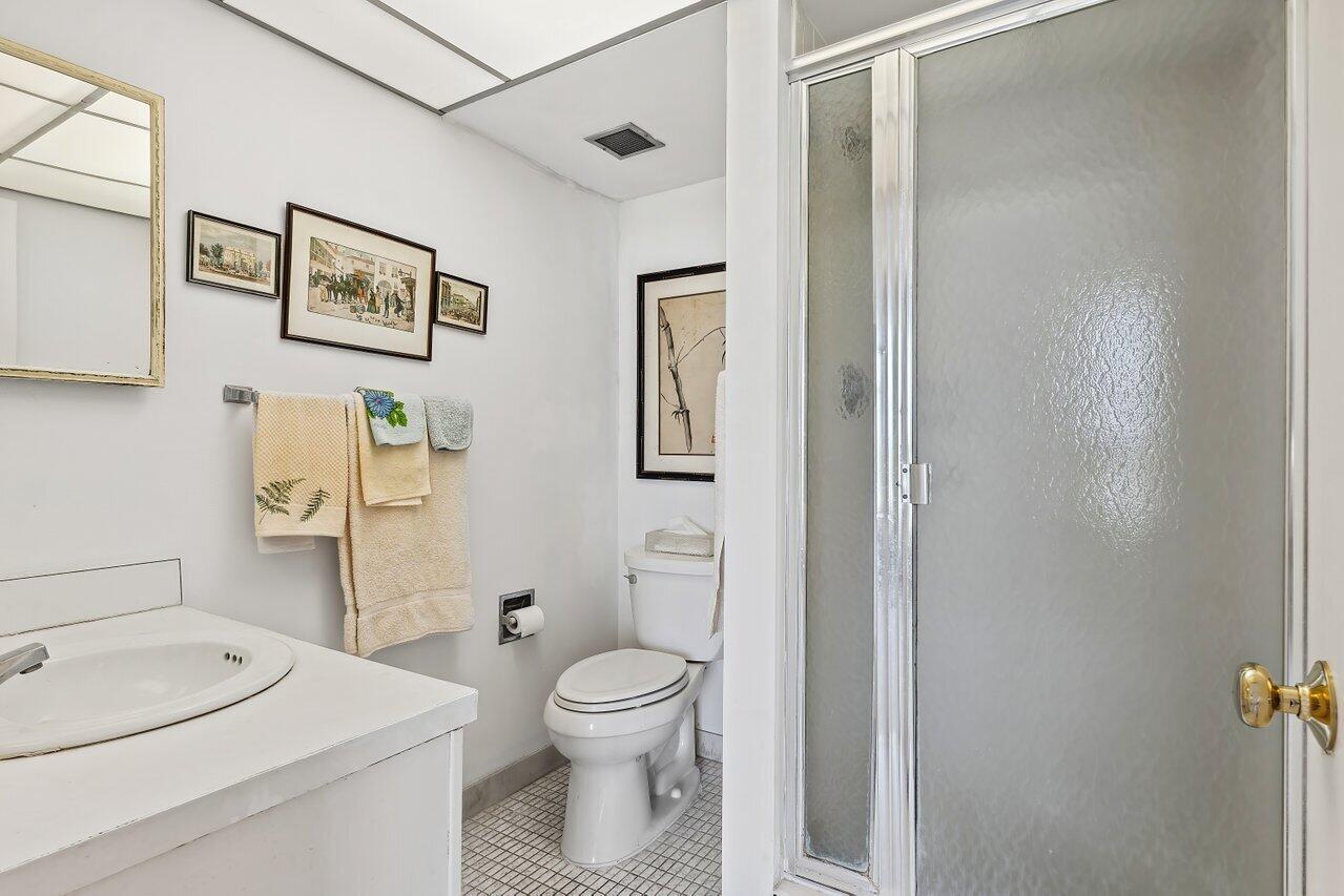 13 Royal Palm Way 602