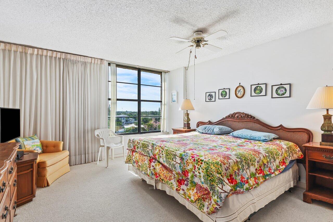 13 Royal Palm Way 602
