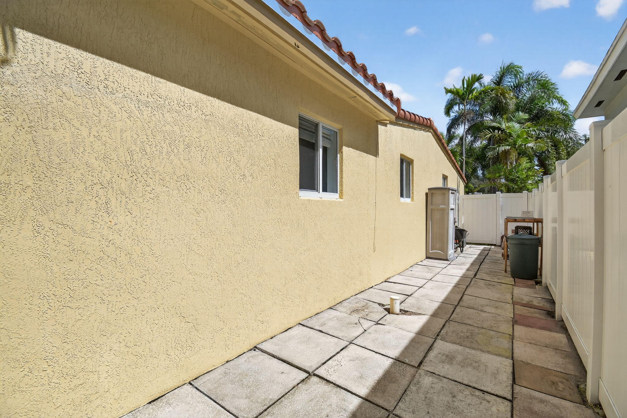 1309 SW 19th Avenue