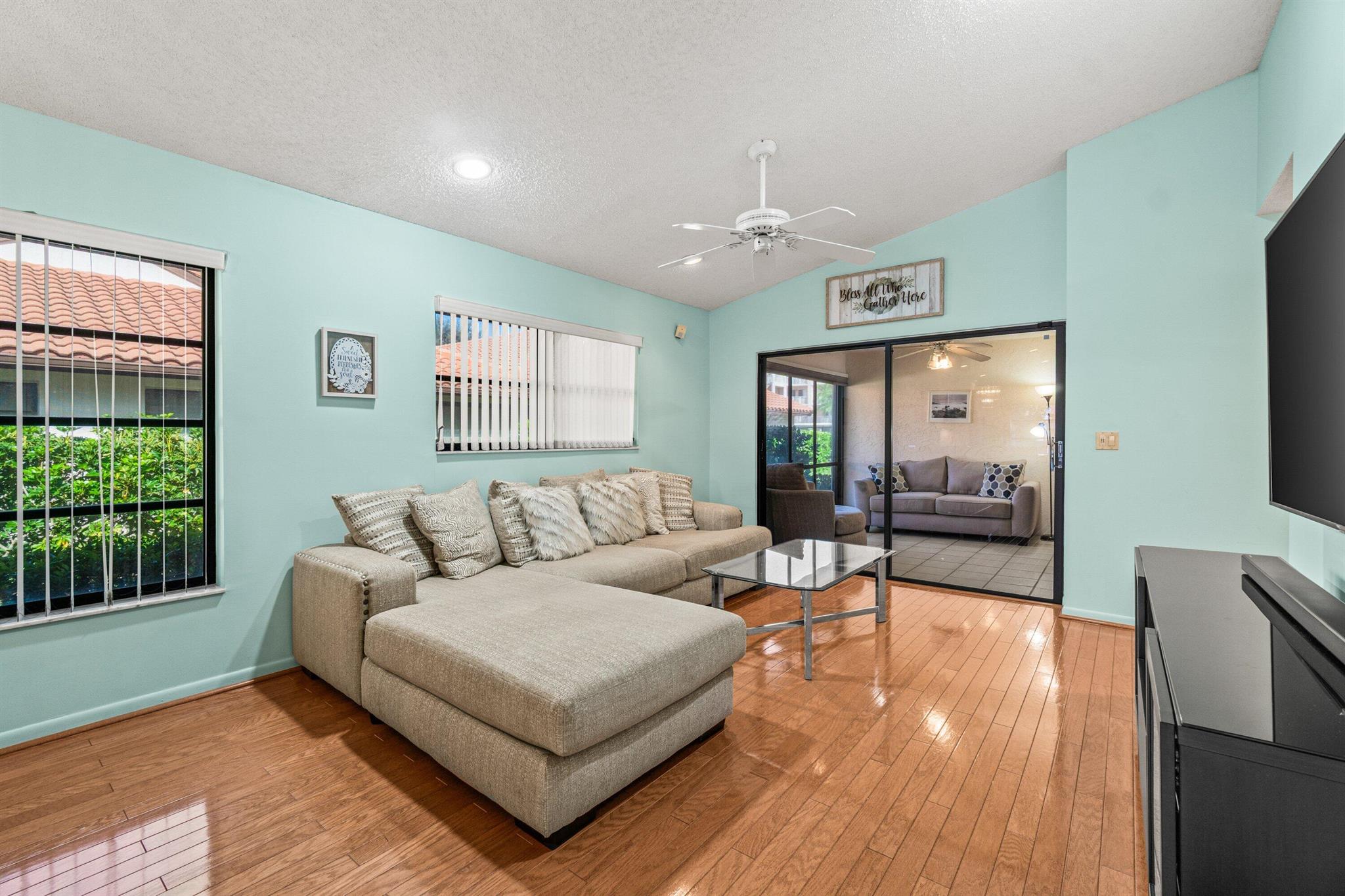 6235 Kings Gate Circle