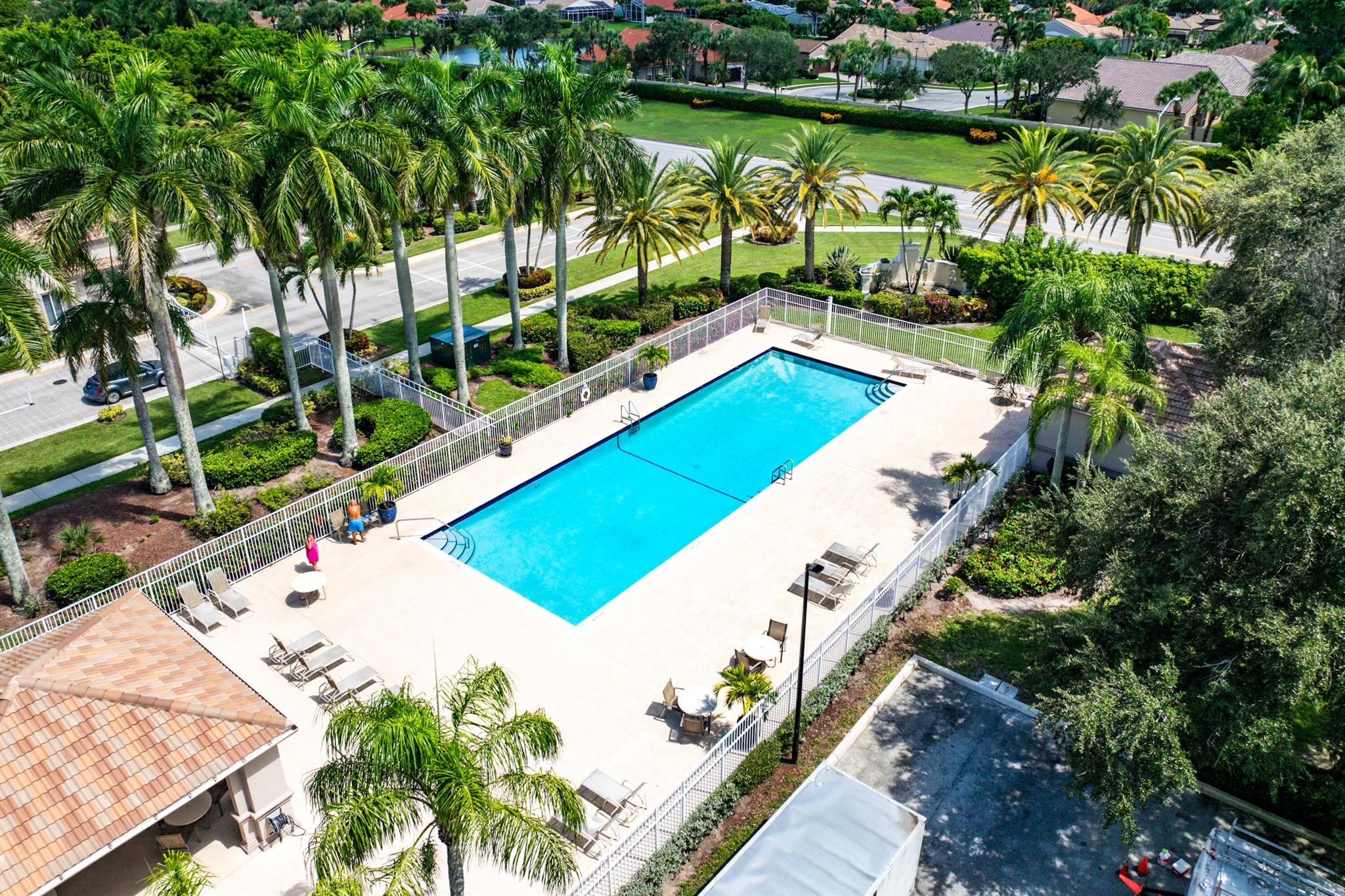 6959 Fairway Lakes Drive