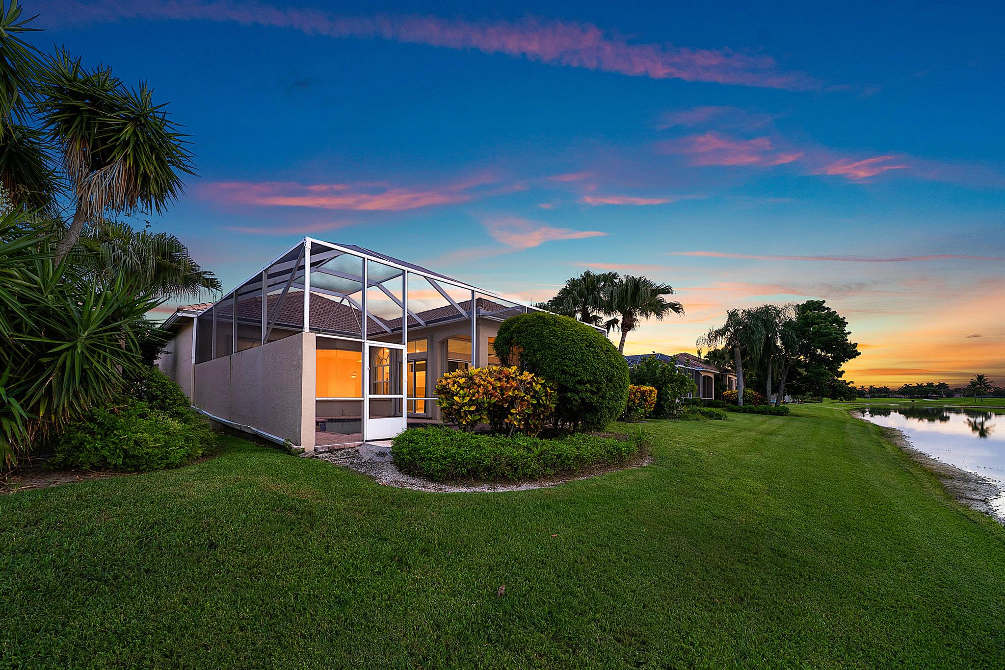 6959 Fairway Lakes Drive