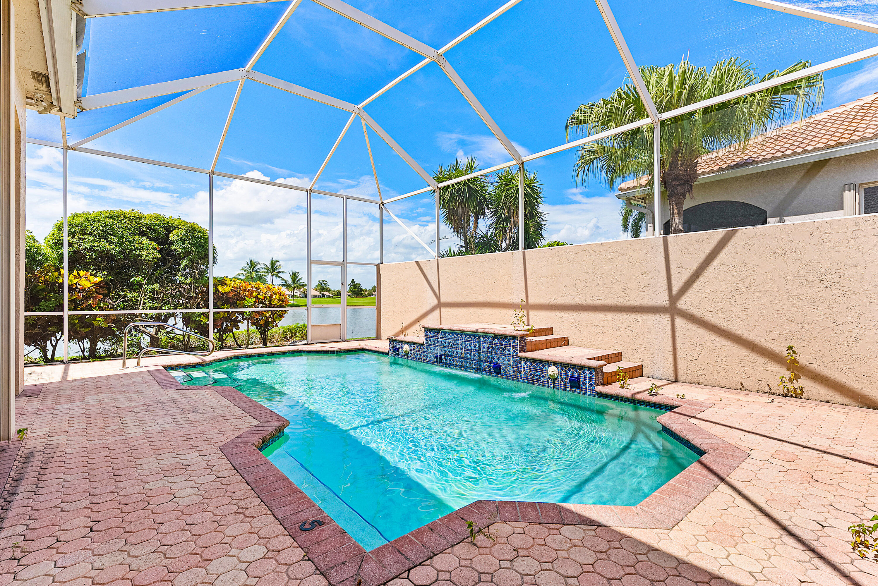 6959 Fairway Lakes Drive