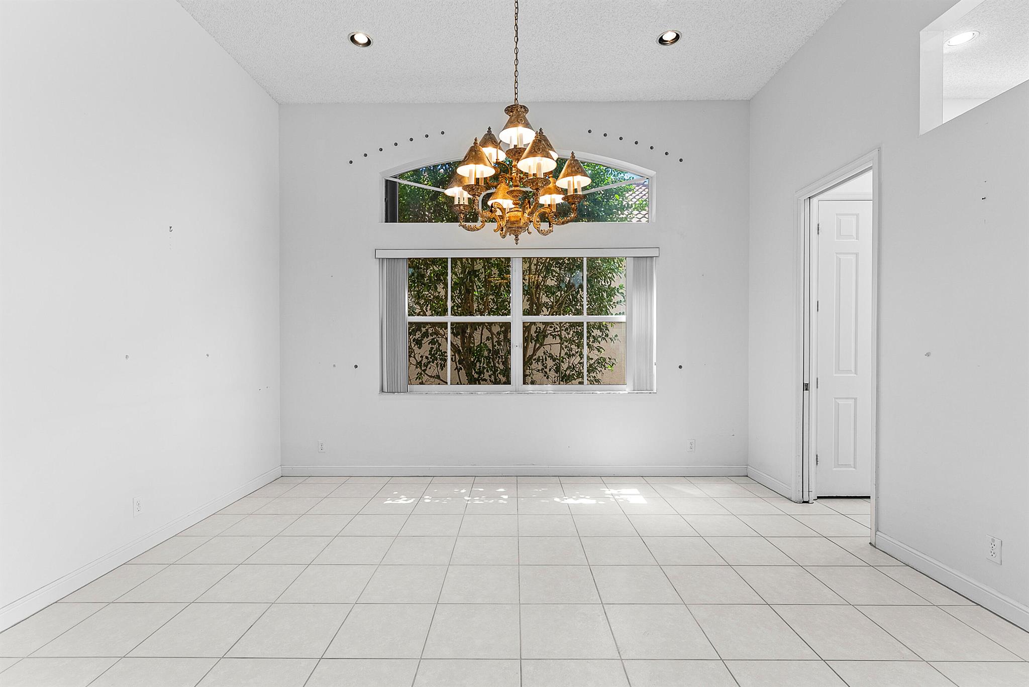 6959 Fairway Lakes Drive