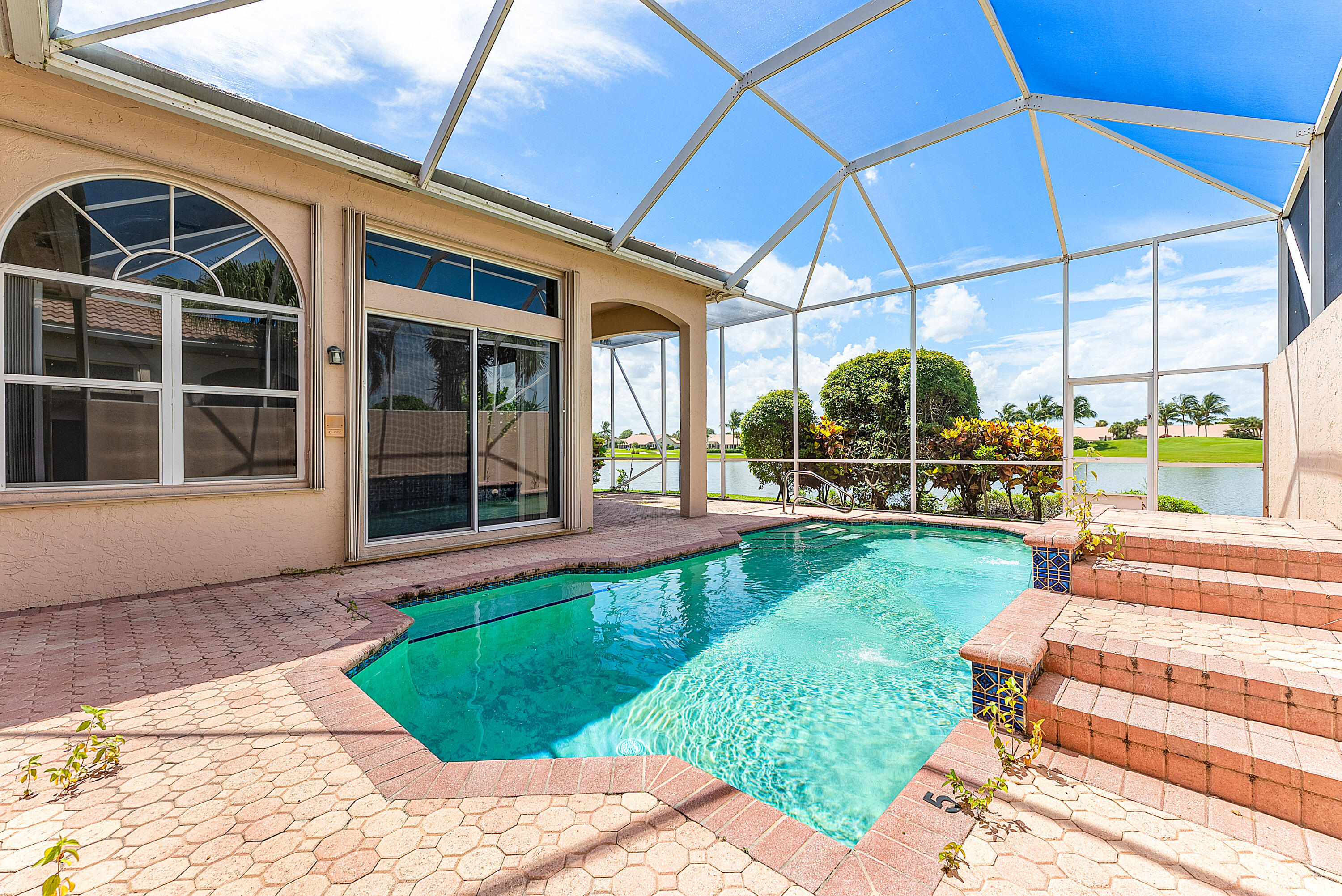 6959 Fairway Lakes Drive