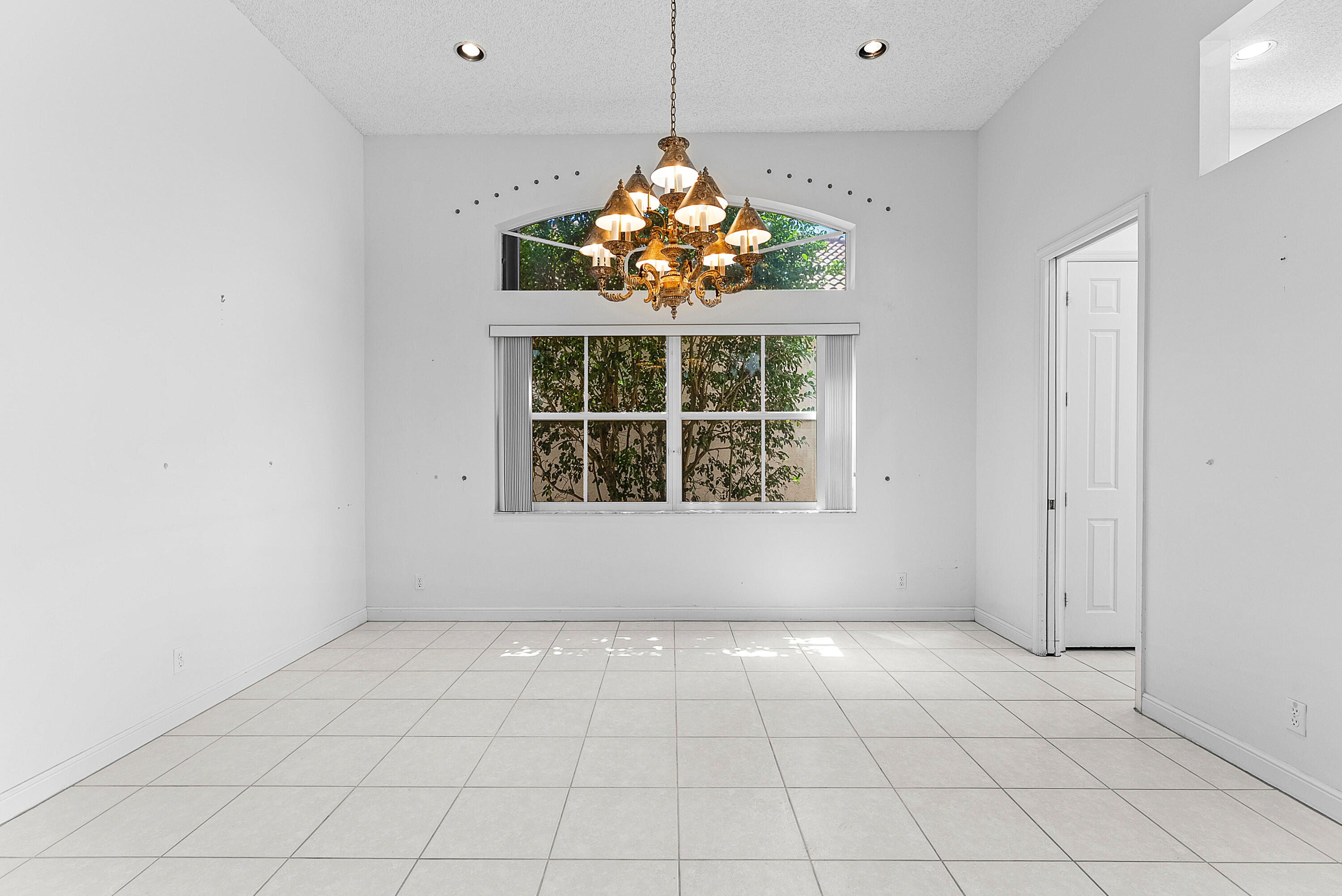 6959 Fairway Lakes Drive