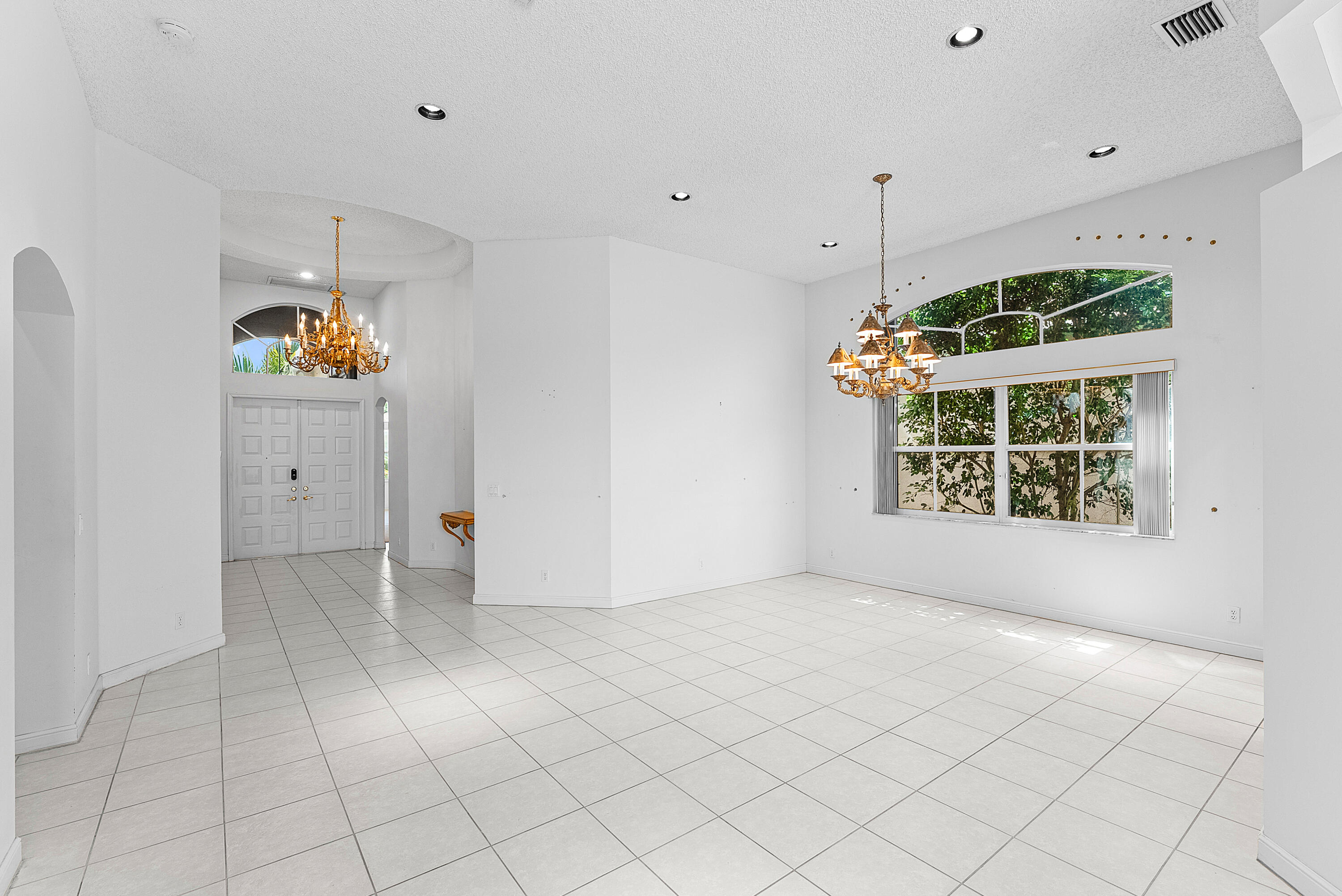 6959 Fairway Lakes Drive