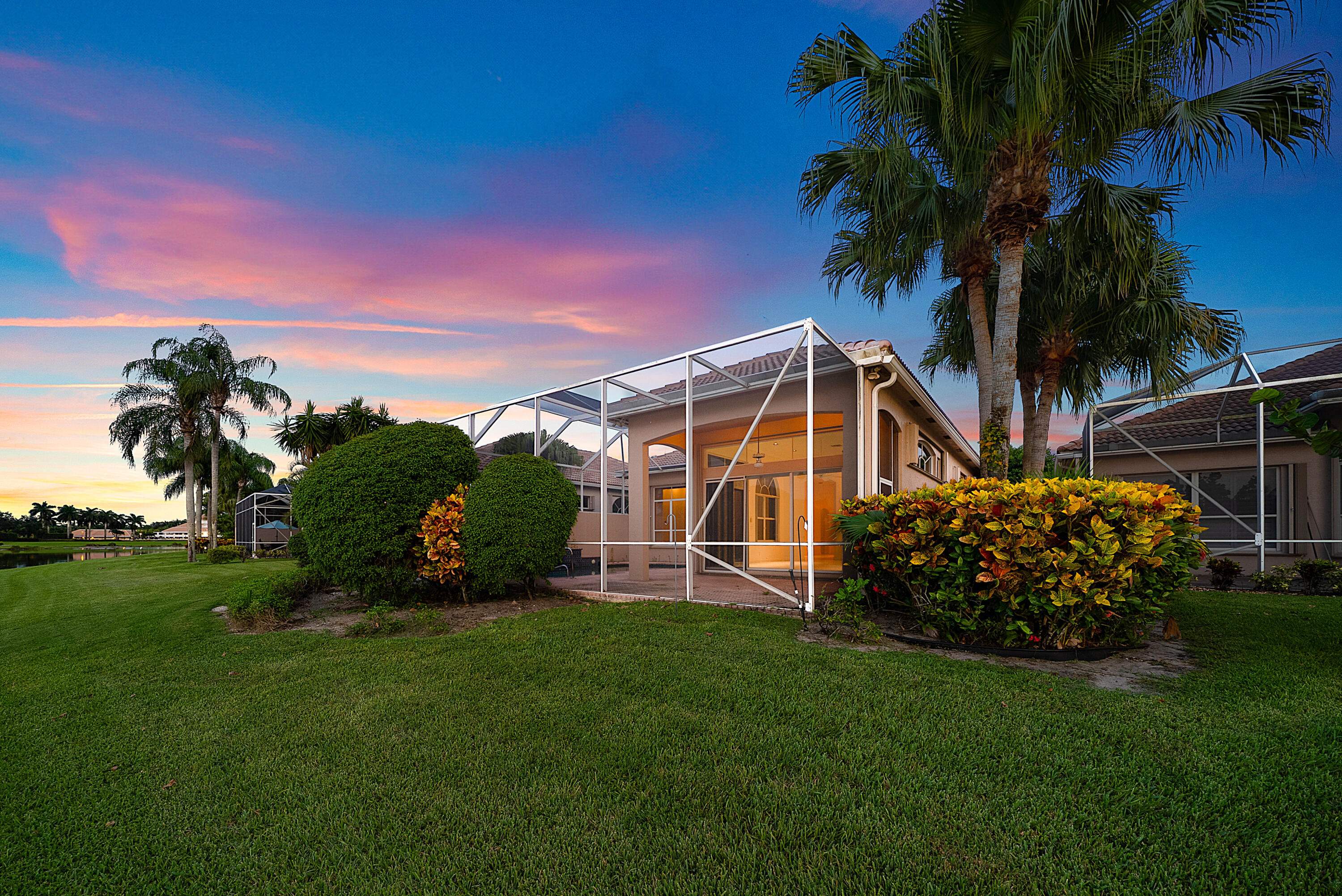 6959 Fairway Lakes Drive