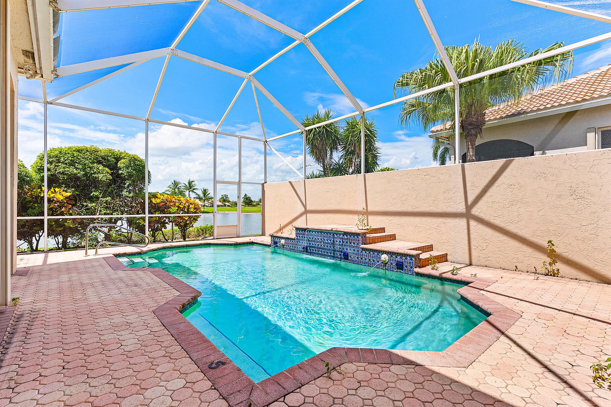 6959 Fairway Lakes Drive