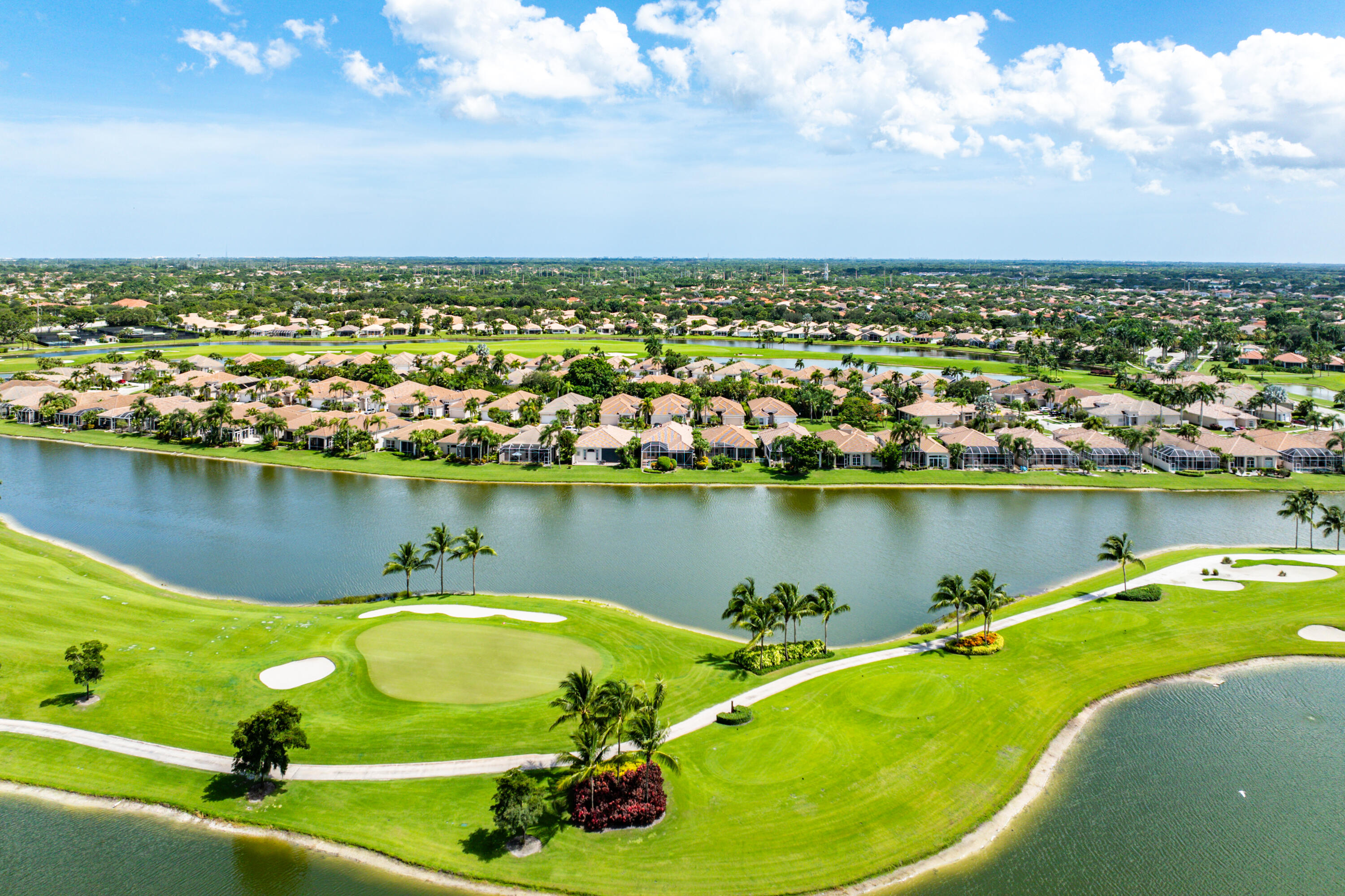 6959 Fairway Lakes Drive