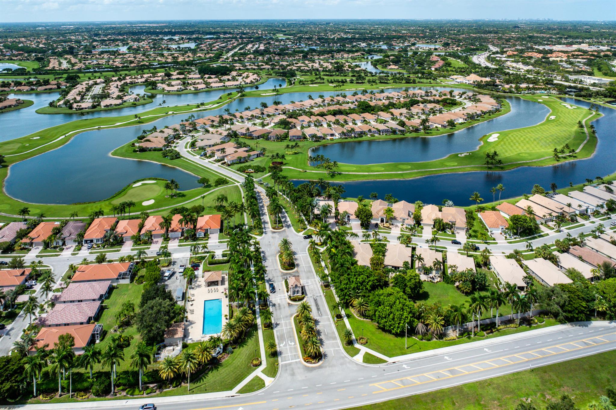 6959 Fairway Lakes Drive