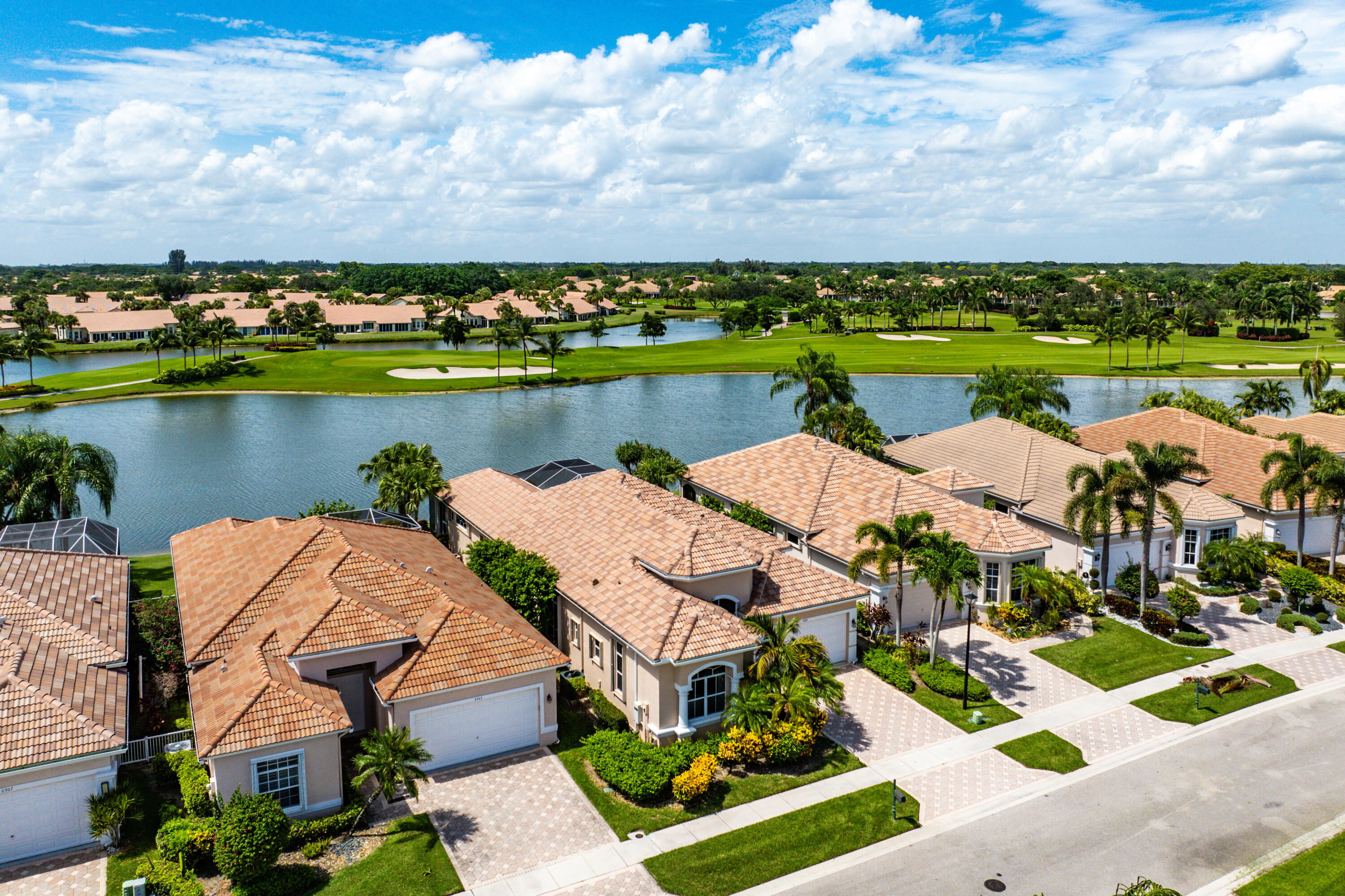 6959 Fairway Lakes Drive