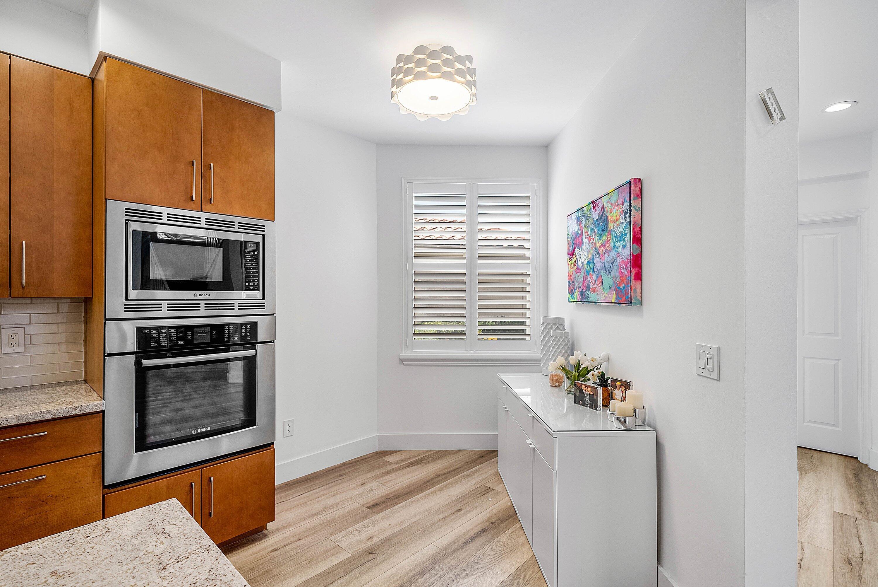 5338 NW 26th Circle S