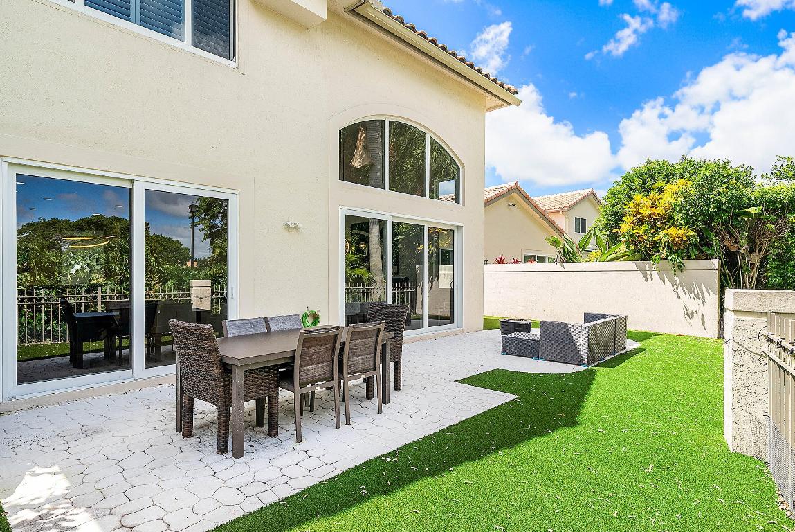 5338 NW 26th Circle S