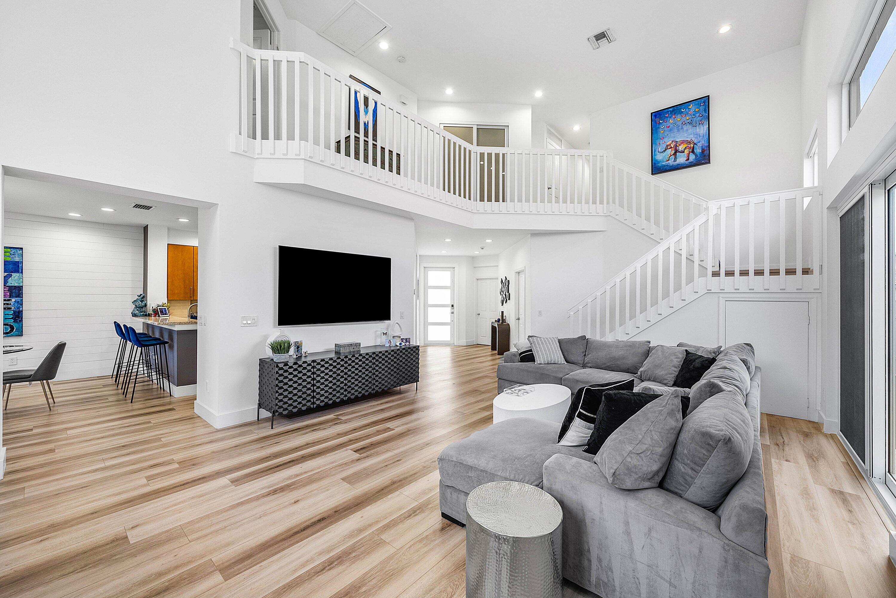 5338 NW 26th Circle S